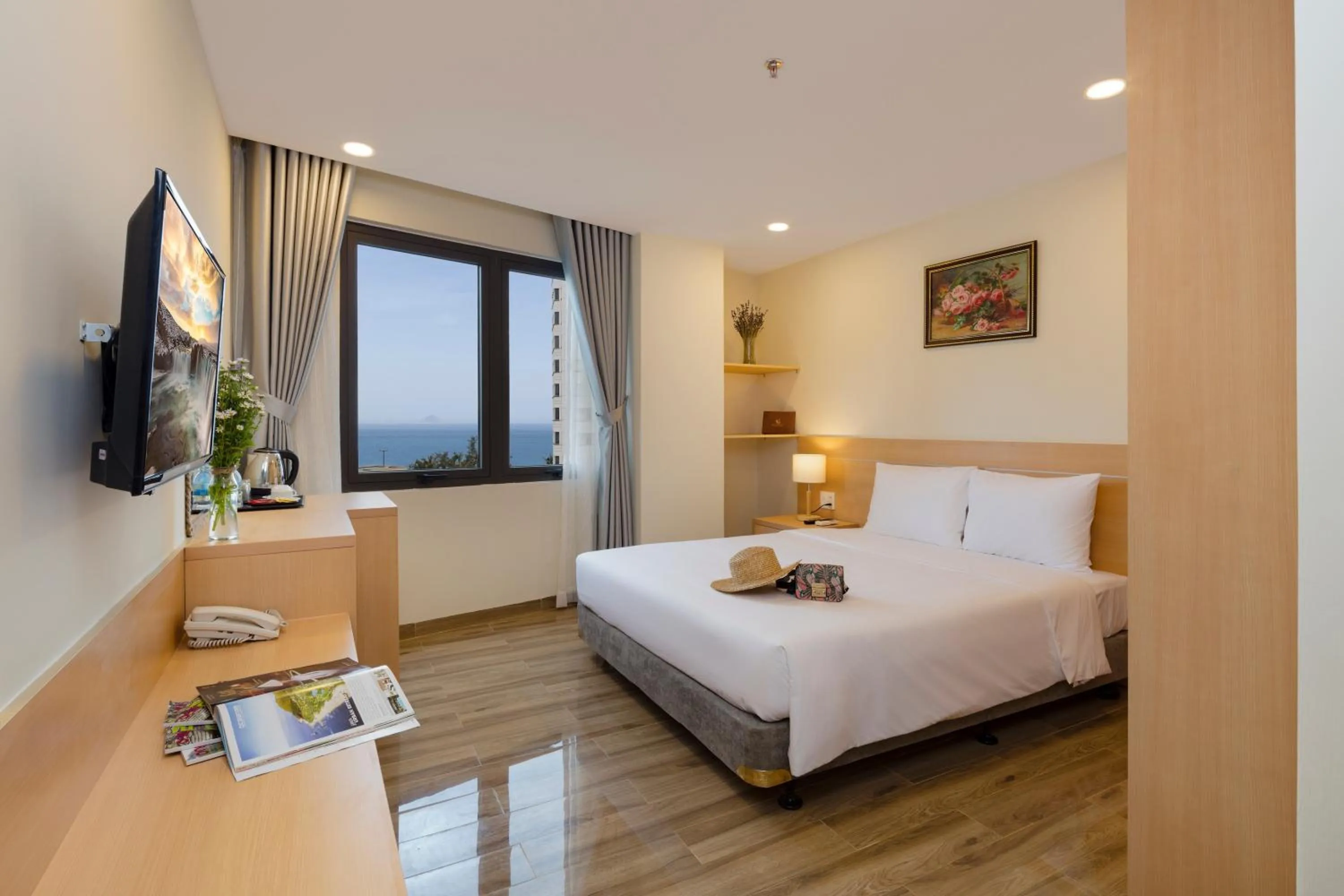 Deluxe Double Room with Side Sea View in The Swan Nha Trang Hotel