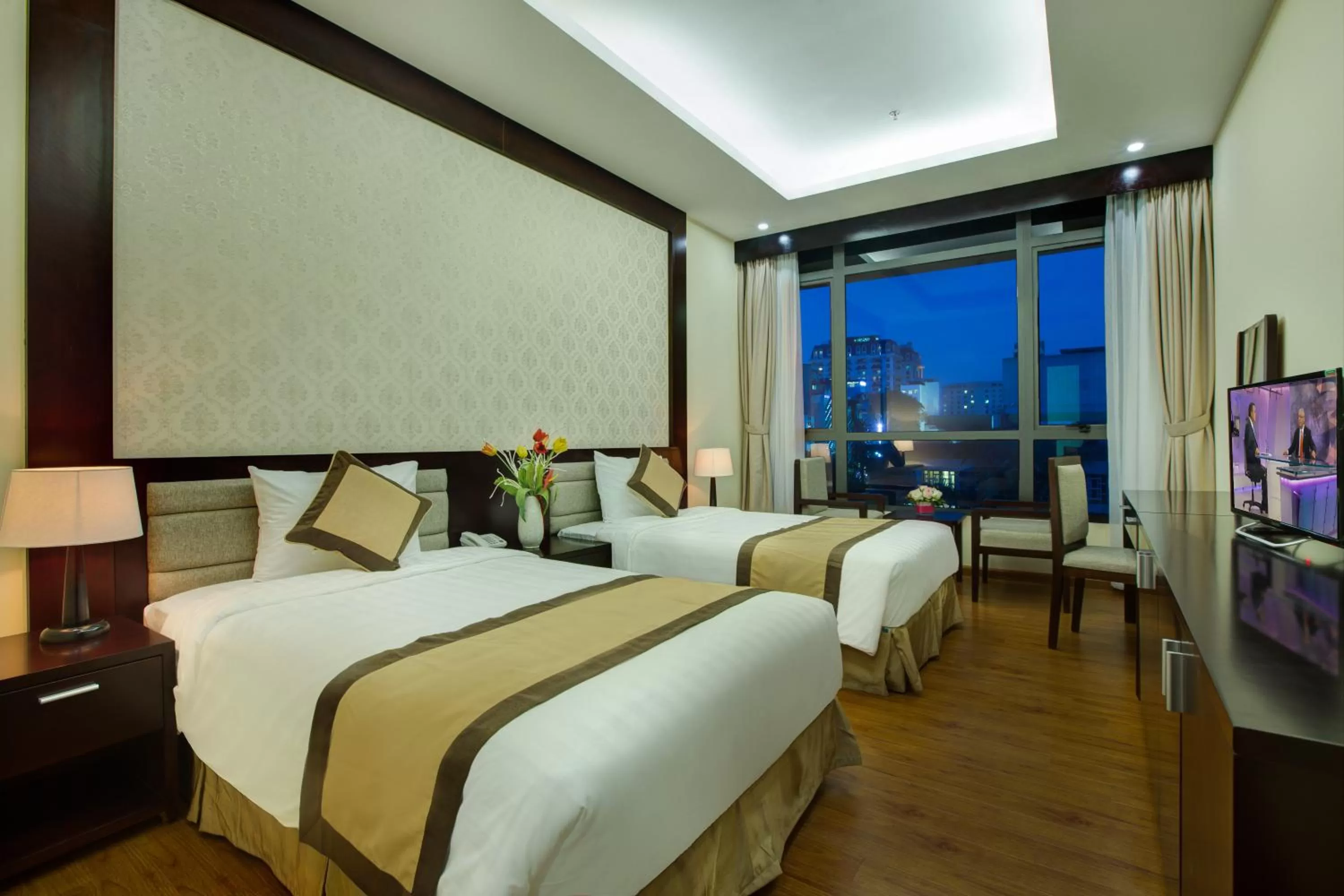 Deluxe Twin Room in TQT Hotel