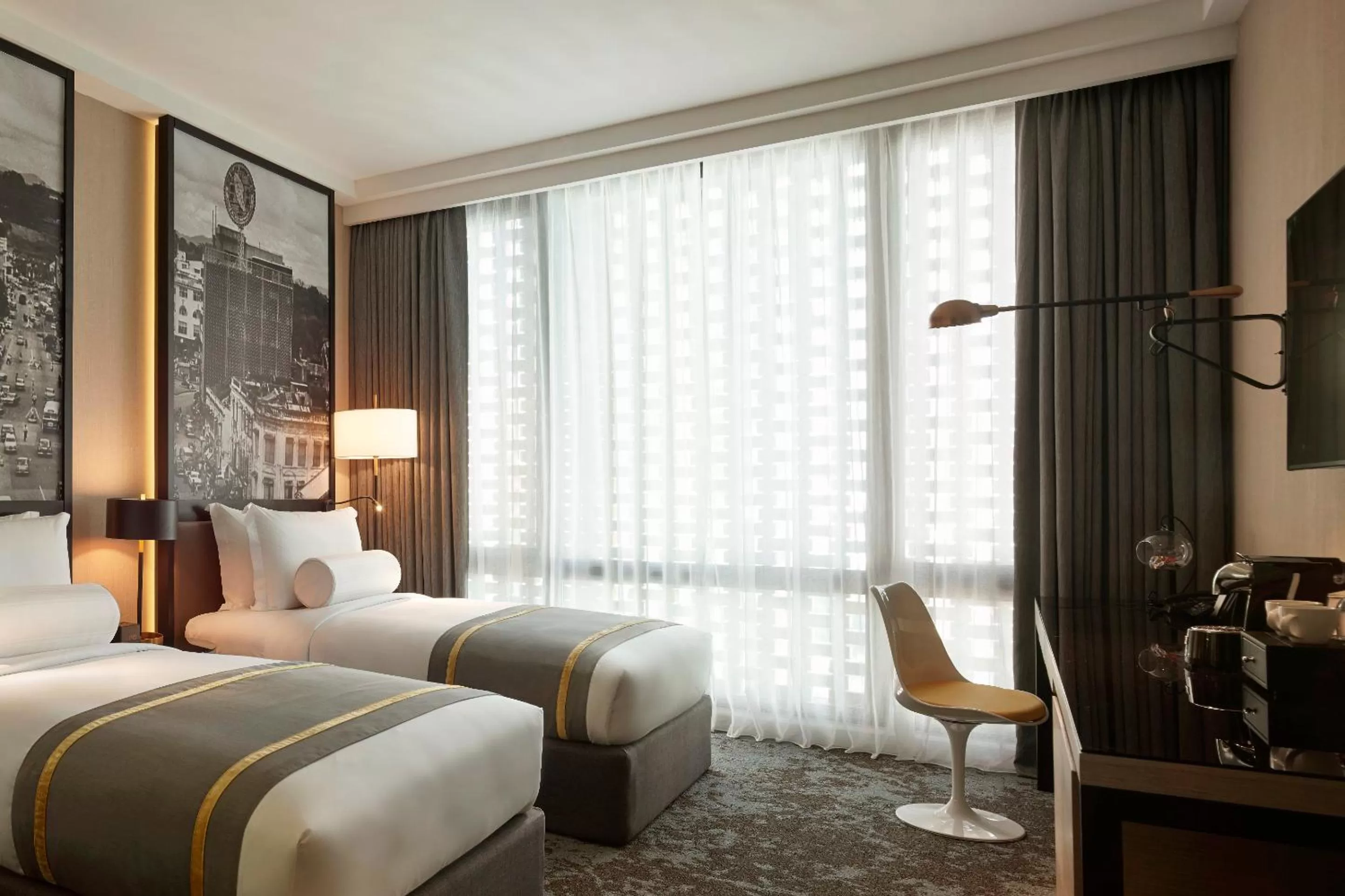 Deluxe Twin, Guest room, 2 Twin/Single Bed(s), City view in Hotel Stripes Kuala Lumpur, Autograph Collection