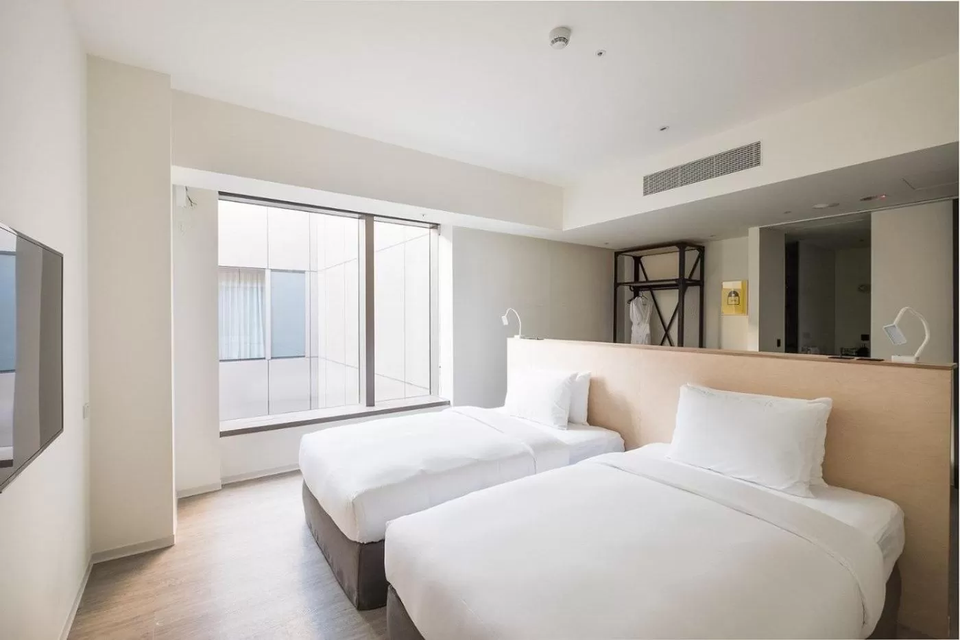 Large Twin Room in amba Taipei Songshan