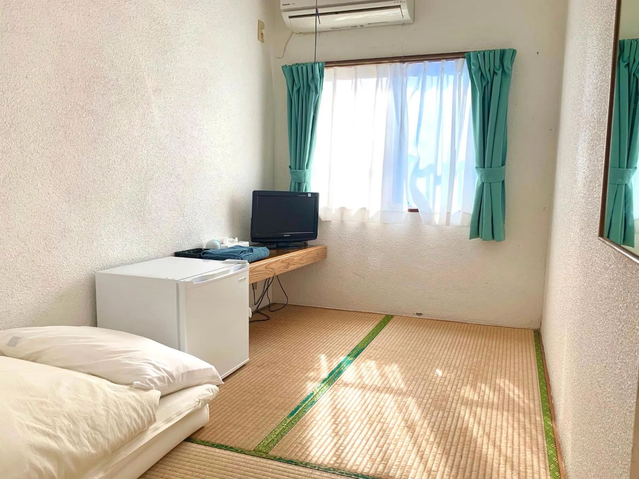 Single Room with Shared Shower and Toilet - single occupancy in Pension Sea Friend