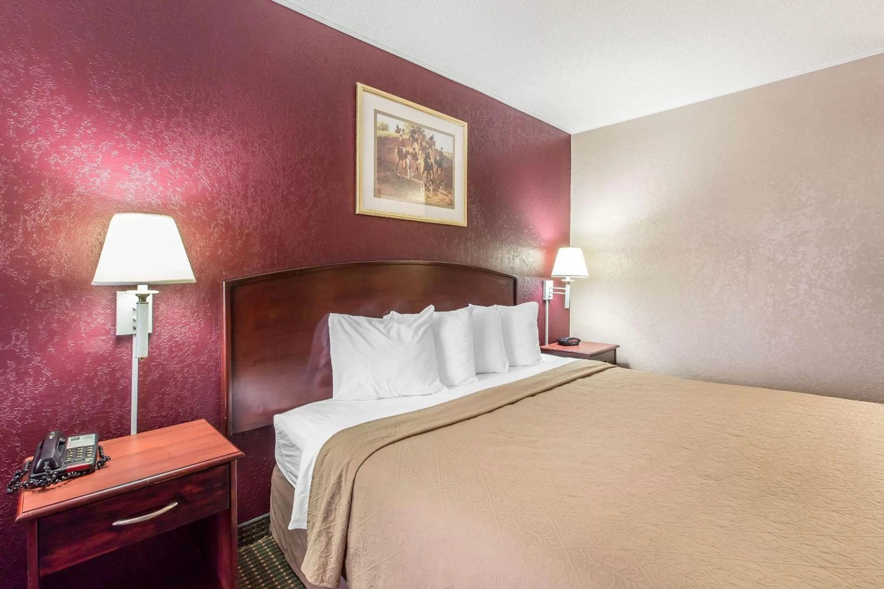 King Room - Non-Smoking in Quality Inn