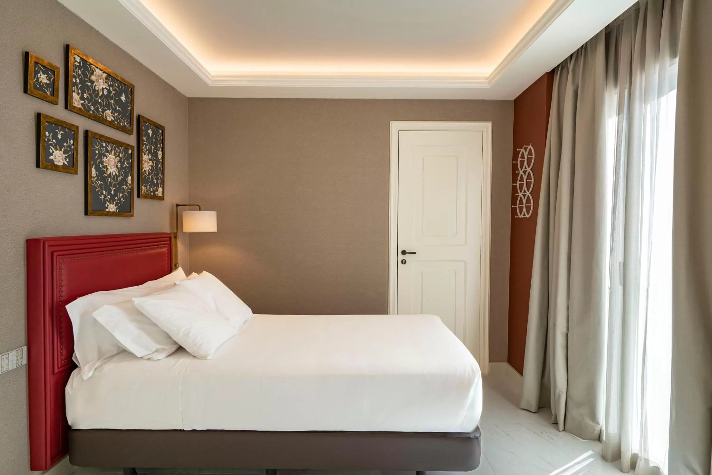 Connecting room for three people in Vincci Molviedro