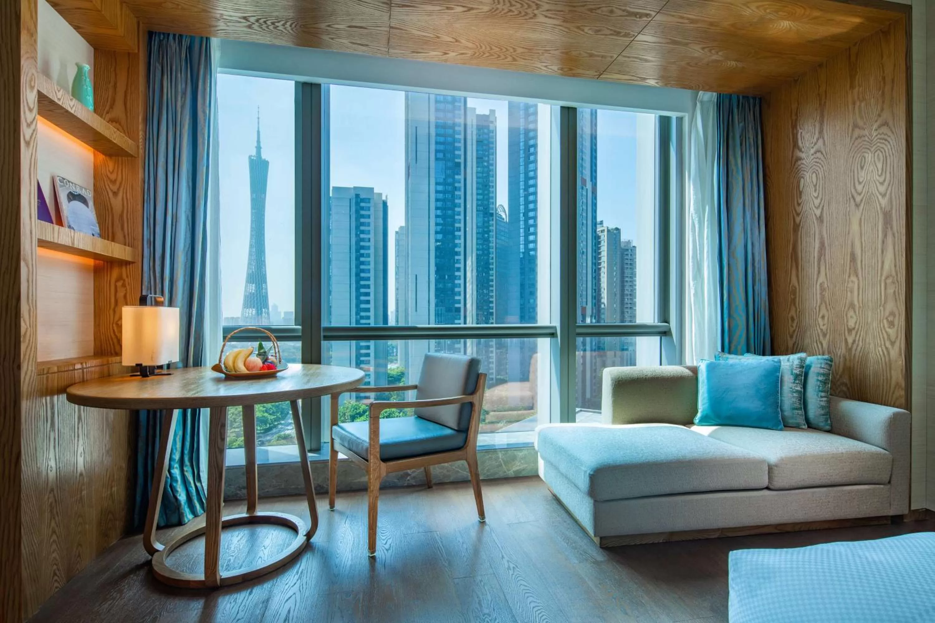 Deluxe King Room with River View in Conrad Guangzhou