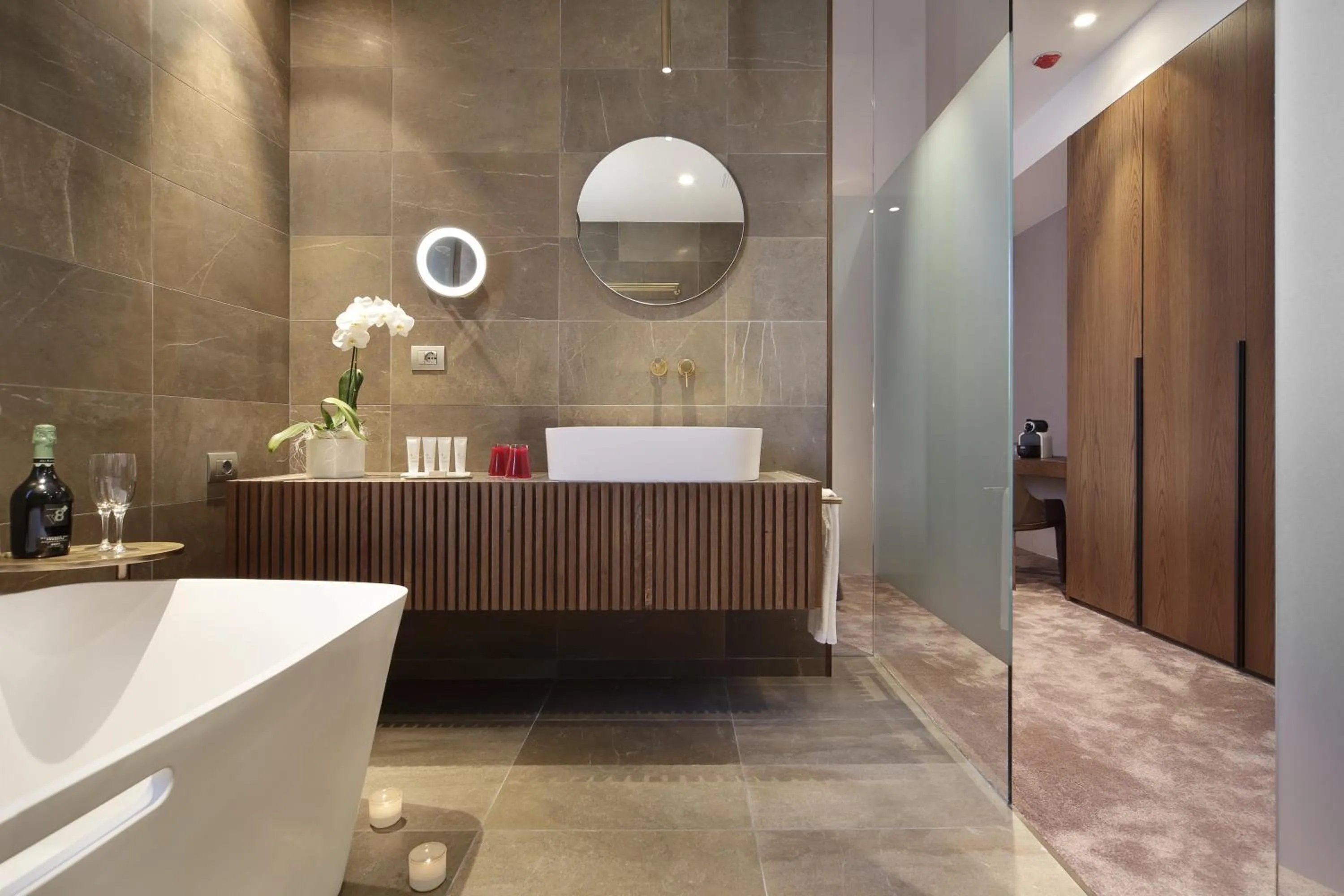 Grand Premium Double Room in Grand Hotel Campione