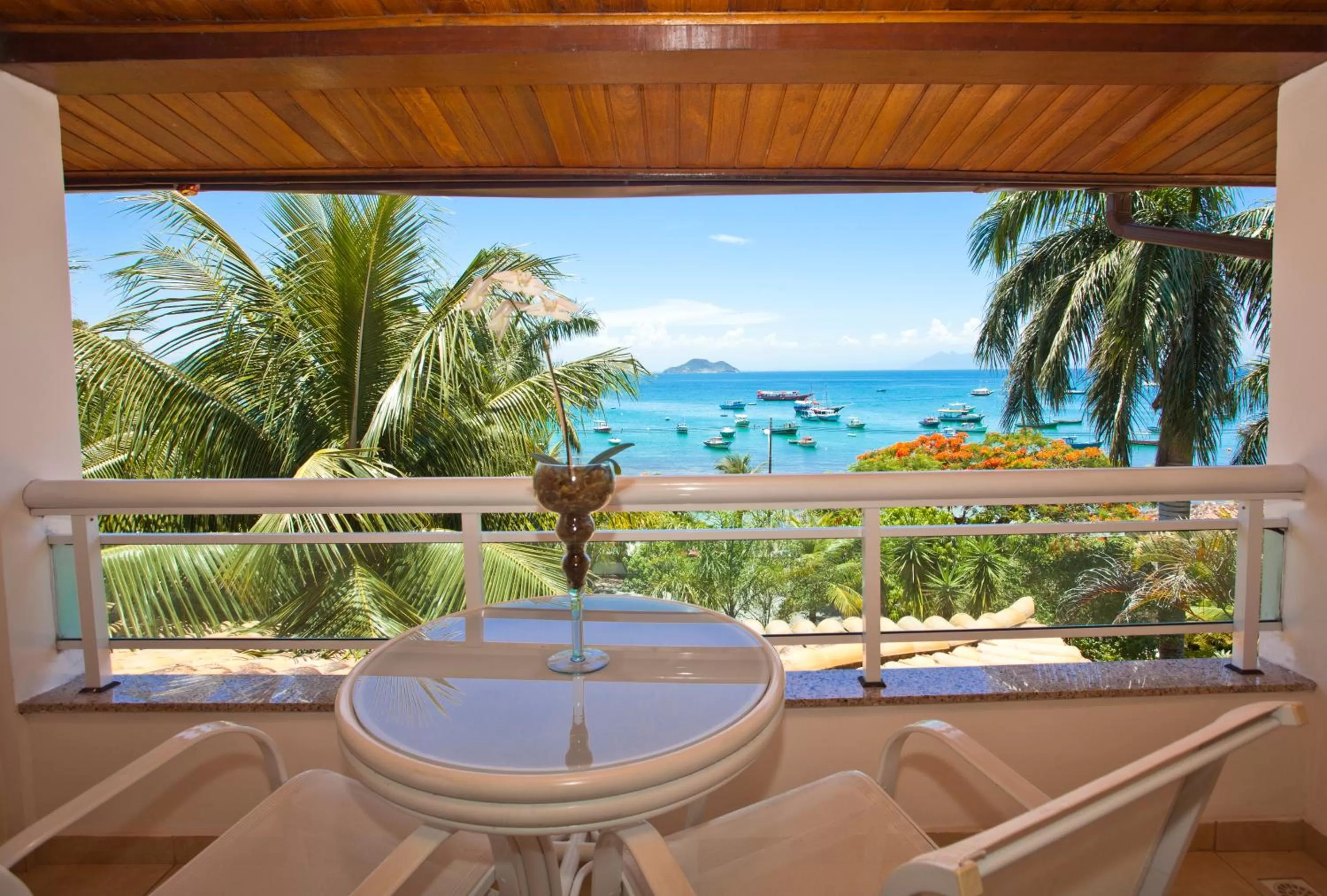 Super Deluxe Quadruple Room  with Sea View in Hotel Atlântico Búzios Convention