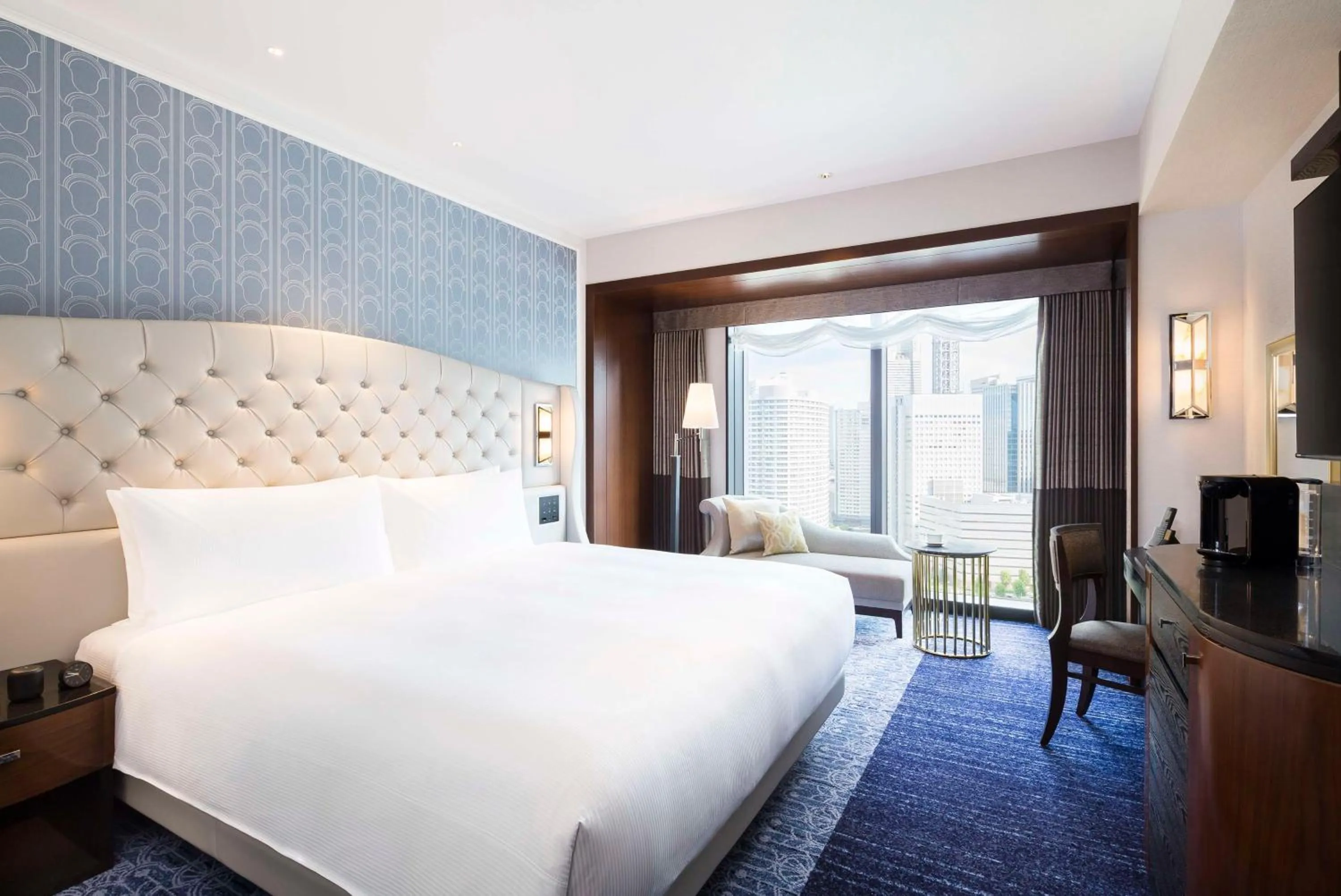 Deluxe King Room - High Floor in Hilton Yokohama