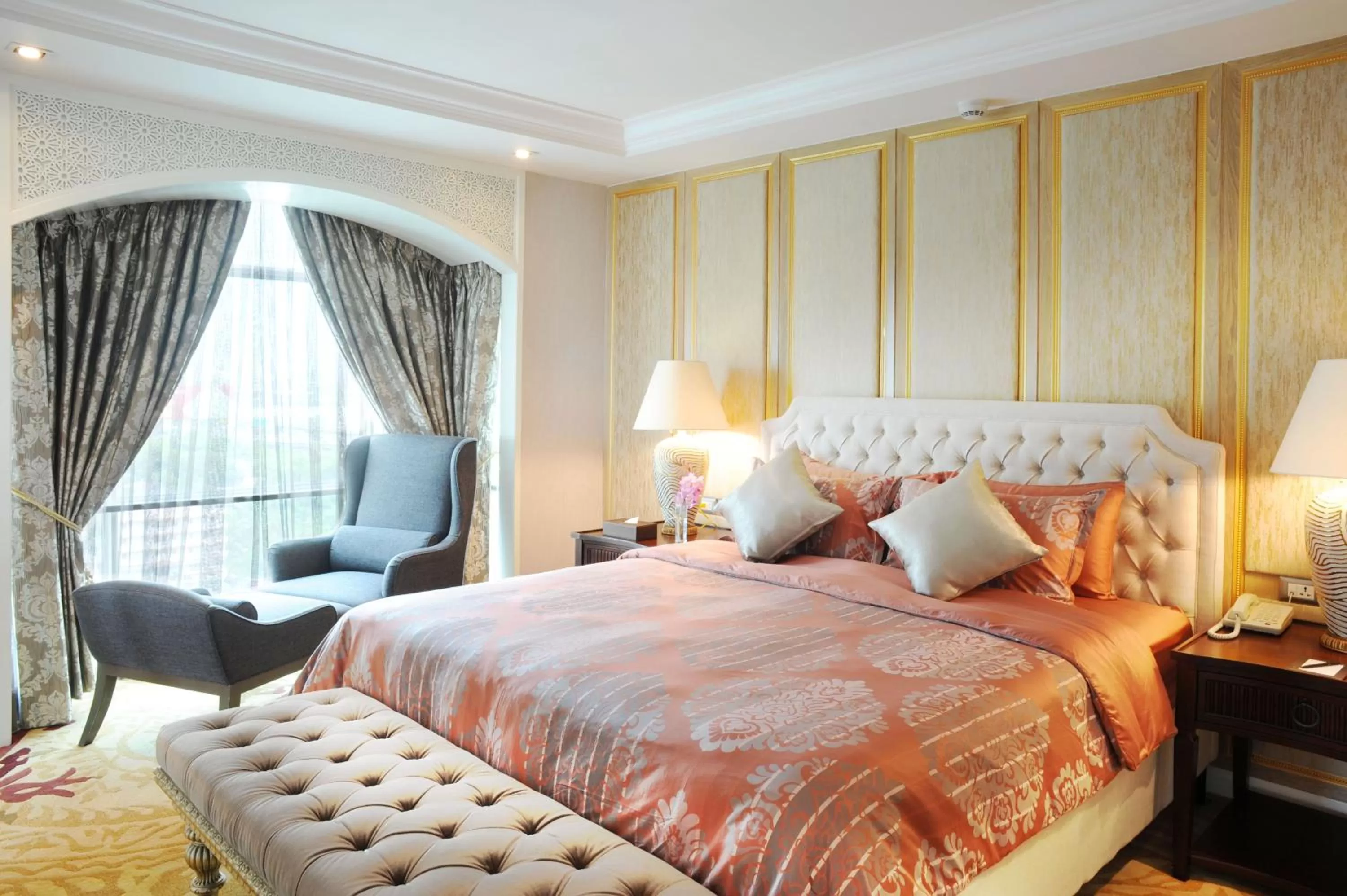 Suite in Al Meroz Hotel Bangkok - The Leading Halal Hotel