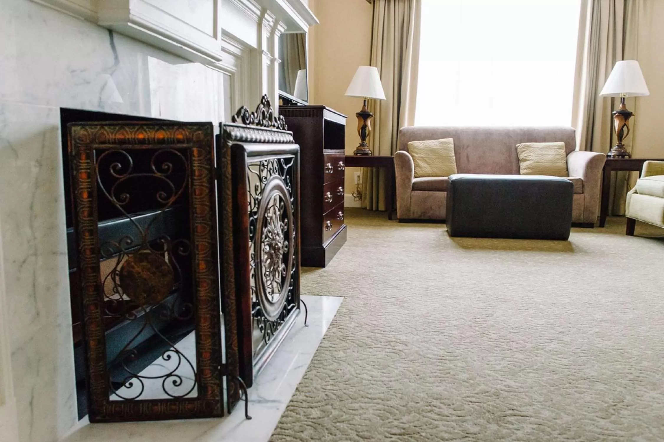 King Suite with Fireplace in Hampton Inn & Suites Birmingham-Downtown-Tutwiler