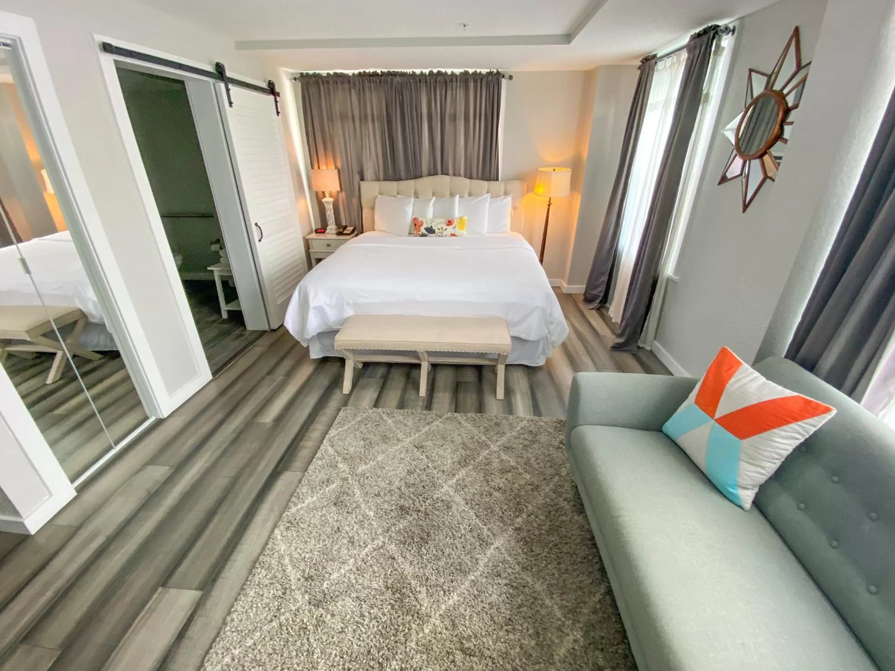 King Studio in Artisan Downtown