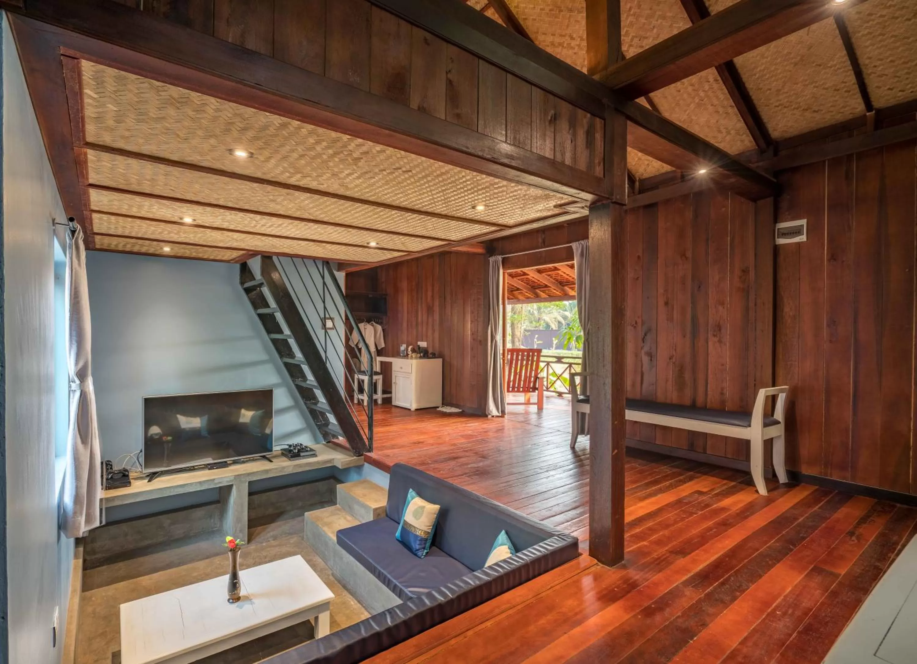 Traditional Family House with Jacuzzi - single occupancy in Authentic Khmer Village Resort