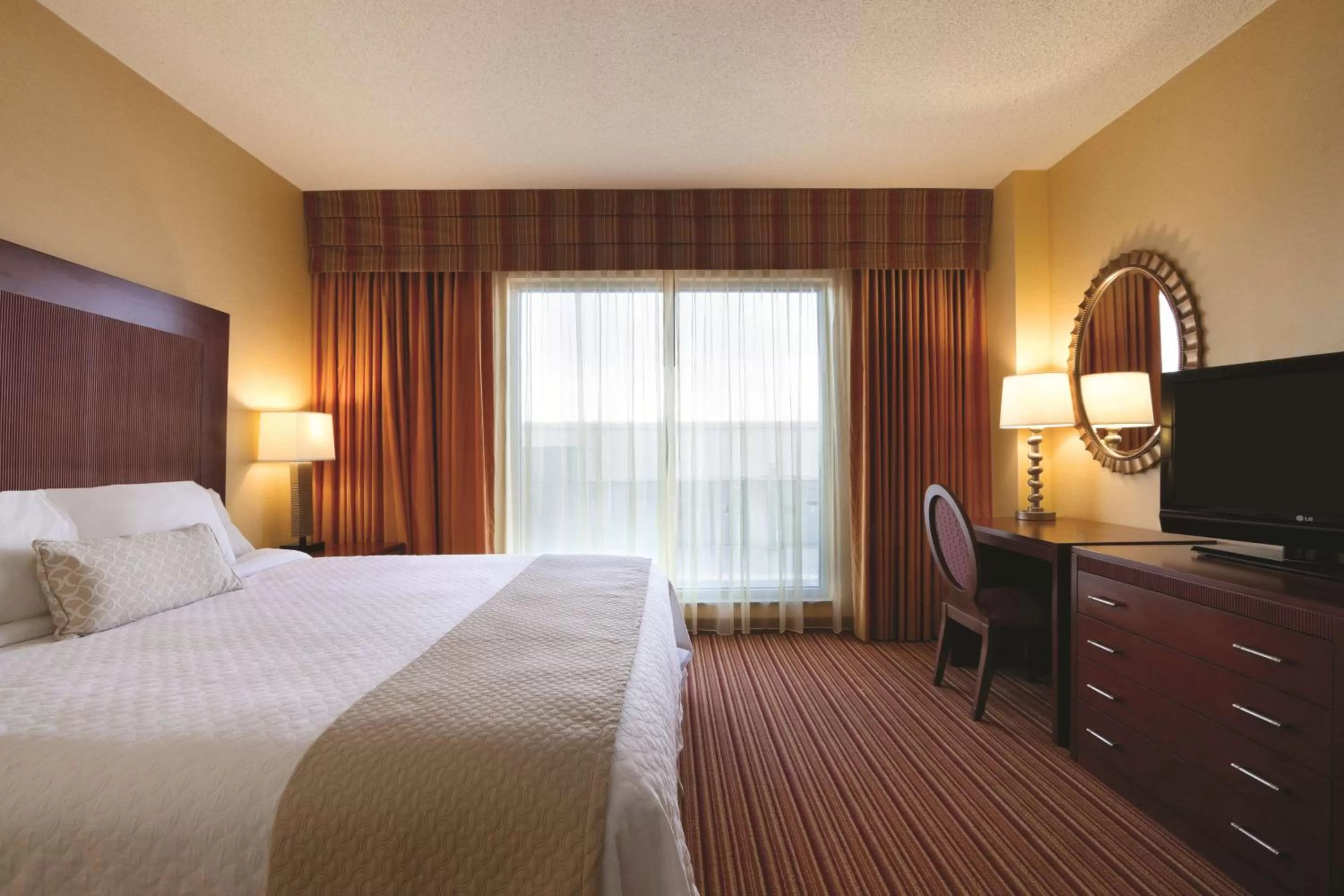 Premium King Suite - Non-Smoking in Embassy Suites by Hilton Norman Hotel & Conference Center