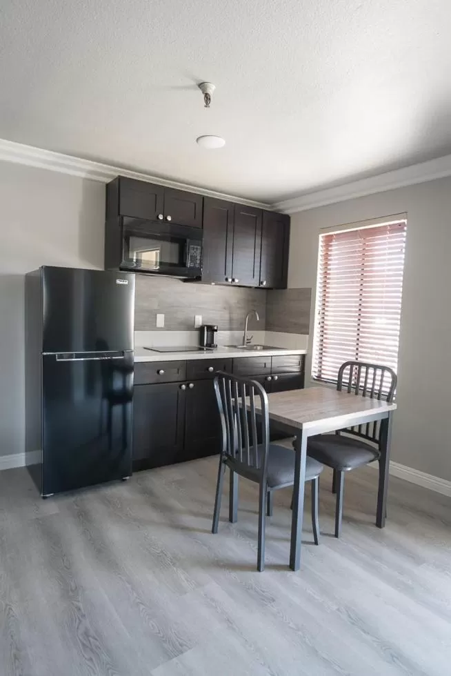 Extended Stay Crown Loft in Alexis Park All Suite Resort