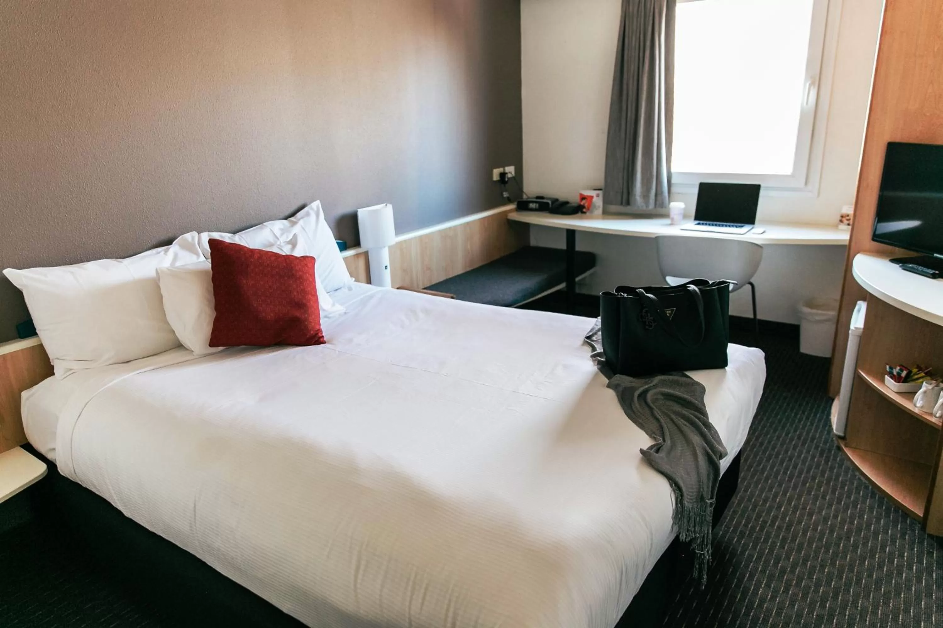 Bed in ibis Newcastle