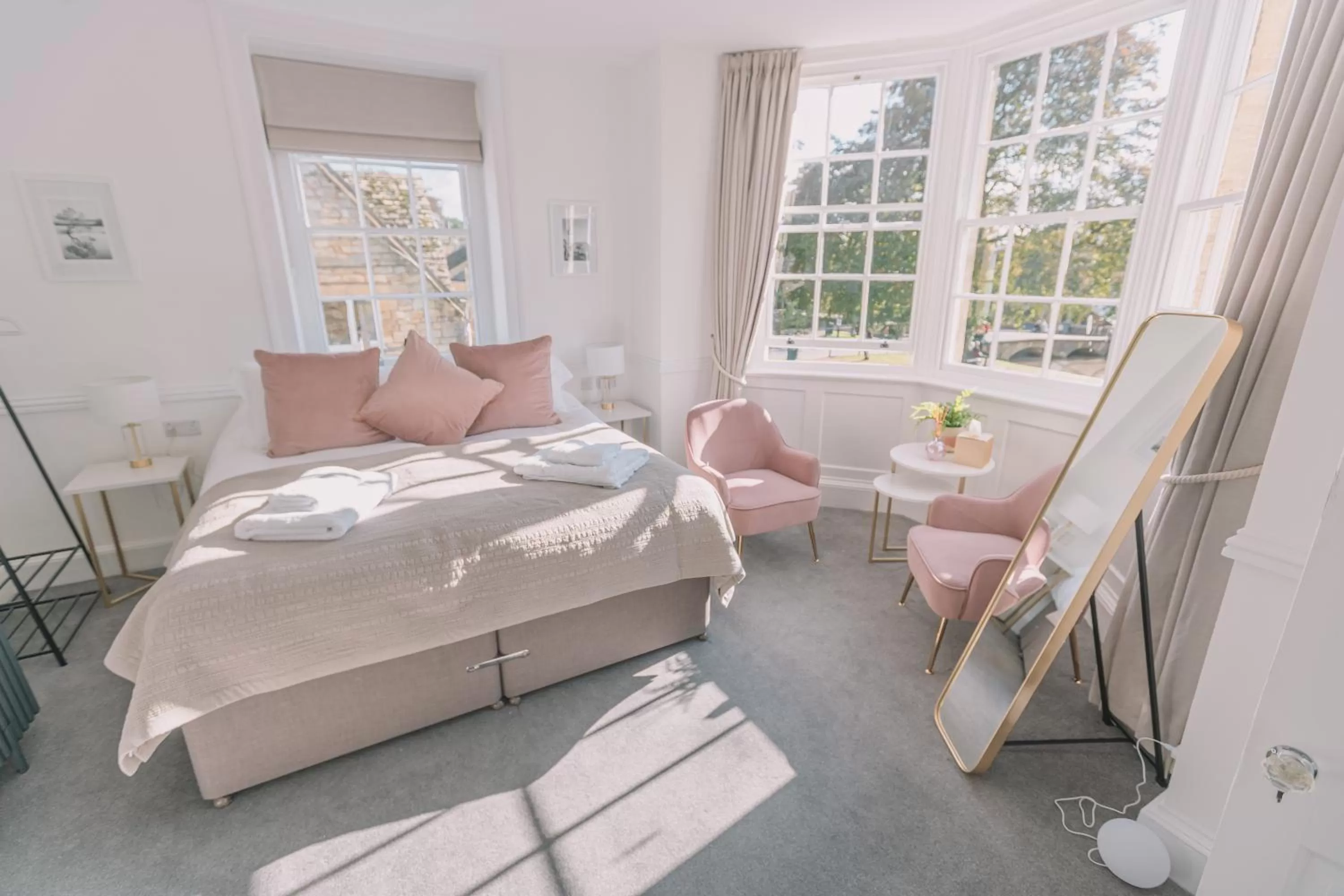 Deluxe Suite in Old Bank Rooms