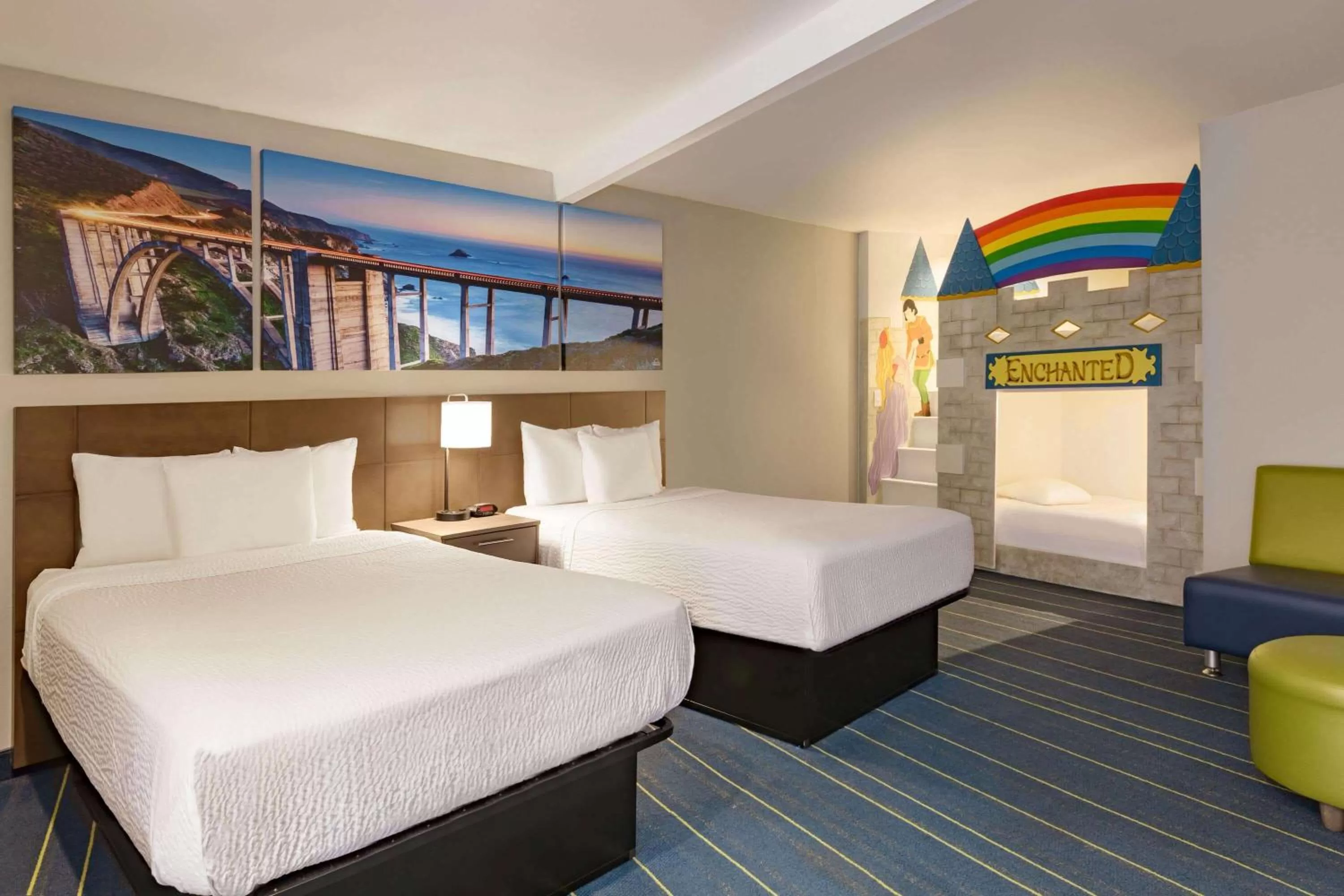 2 Queen Beds and Bunk Bed, Studio Suite, Non-Smoking in Days Inn & Suites by Wyndham Anaheim At Disneyland Park