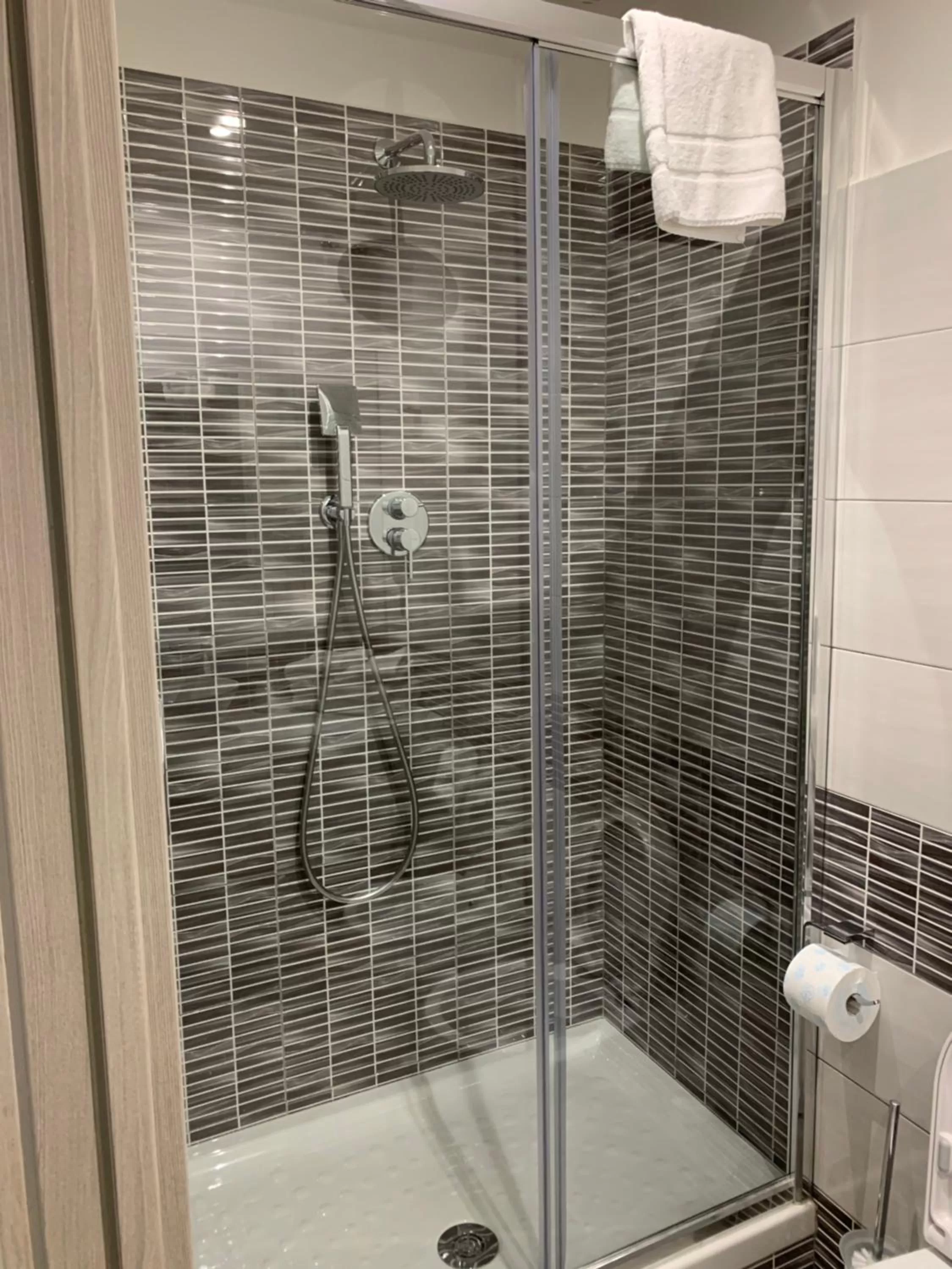 Superior Quadruple Room in Hotel Assarotti