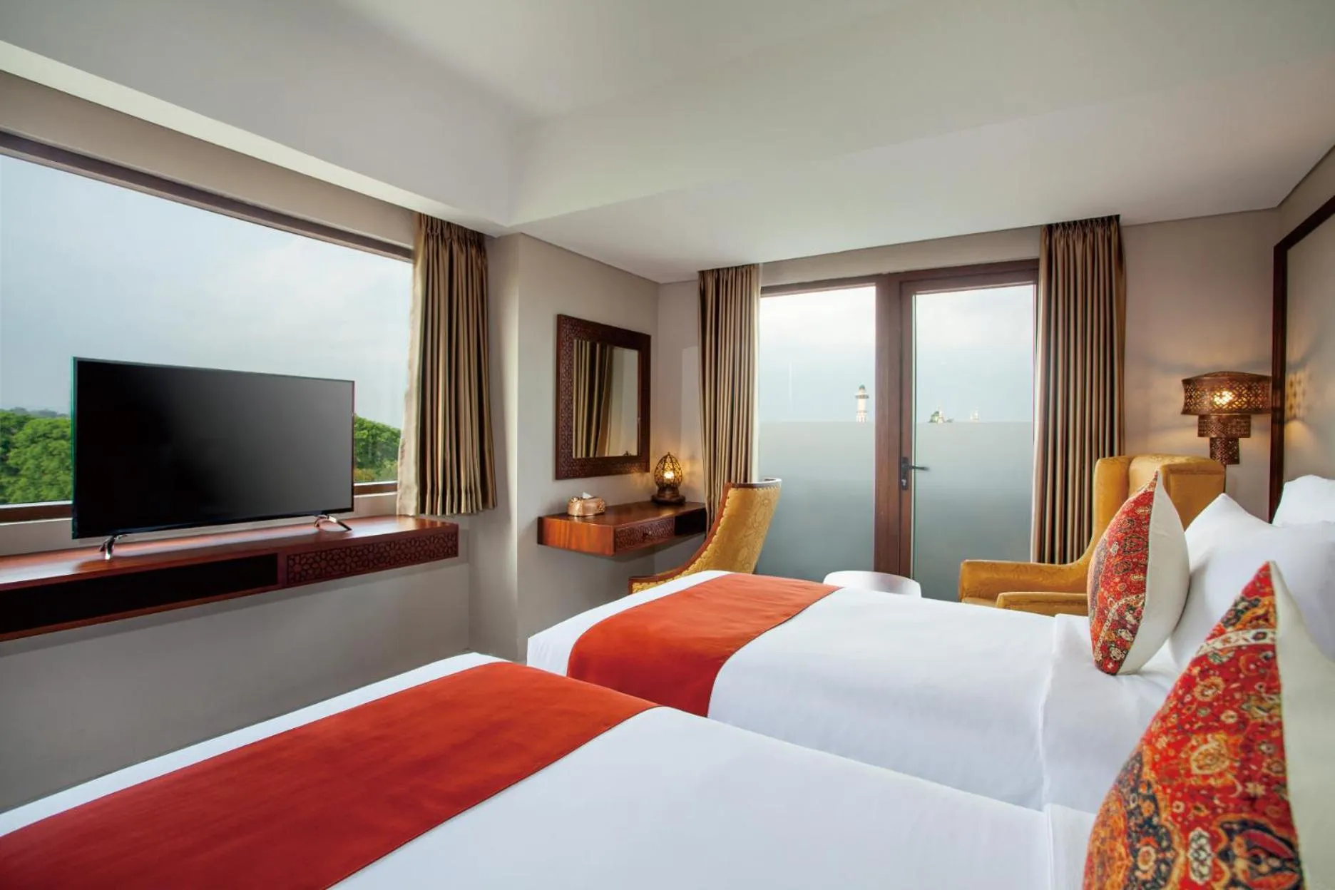 Executive Twin Room with Mountain View in Alhambra Hotel & Convention, BW Signature Collection