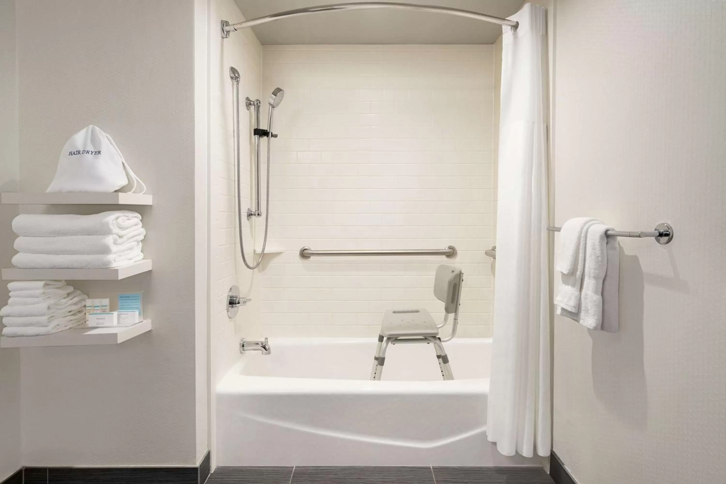King Room with Accessible Tub - Mobility and Hearing Access in Hampton Inn New Orleans/St.Charles Ave