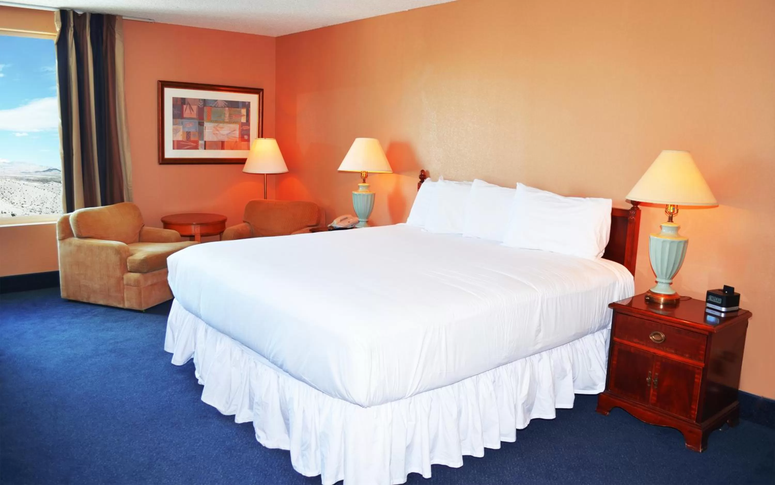 Standard King Room in Laughlin River Lodge