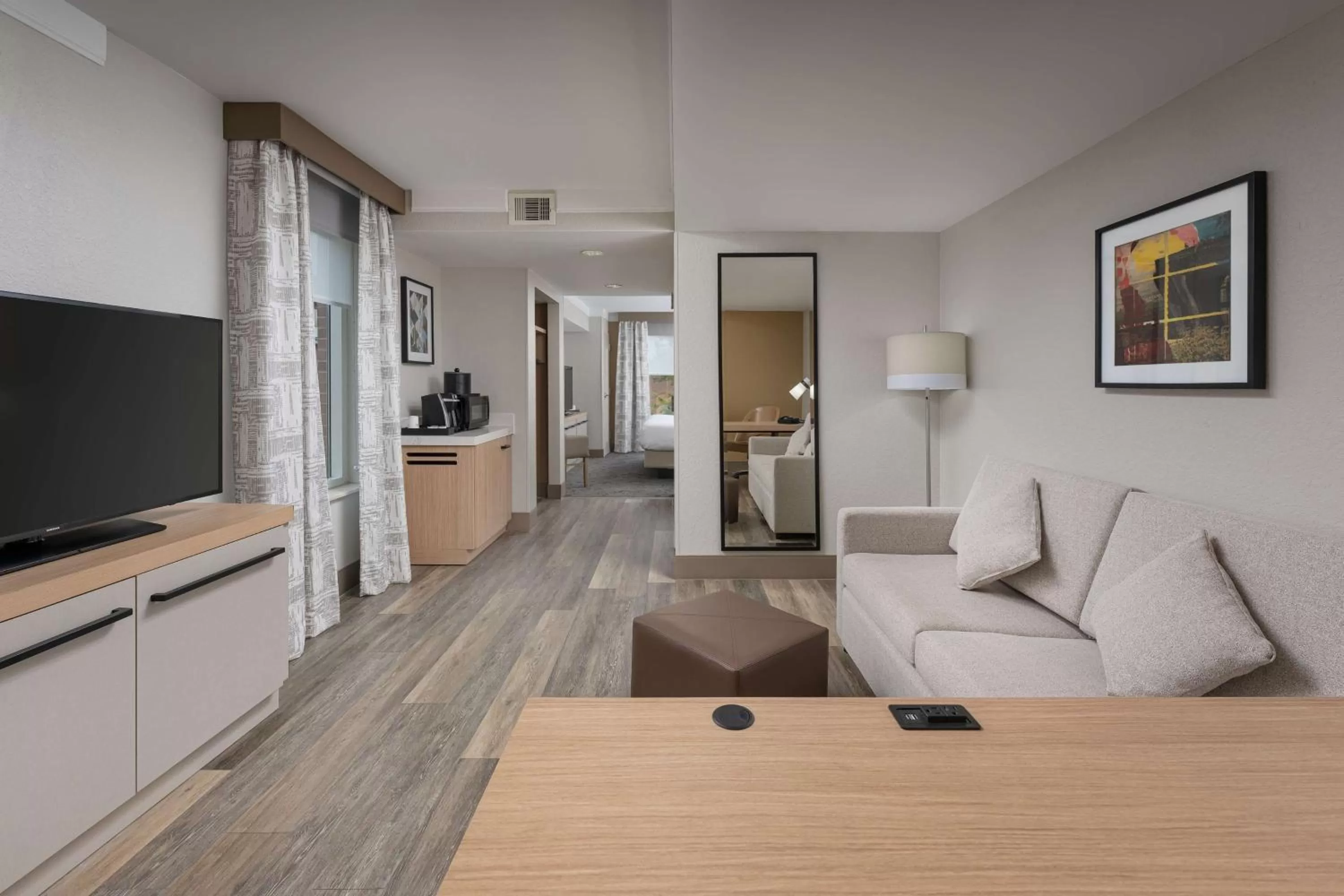 Junior King Suite - Non-Smoking in Hilton Garden Inn Chattanooga Downtown