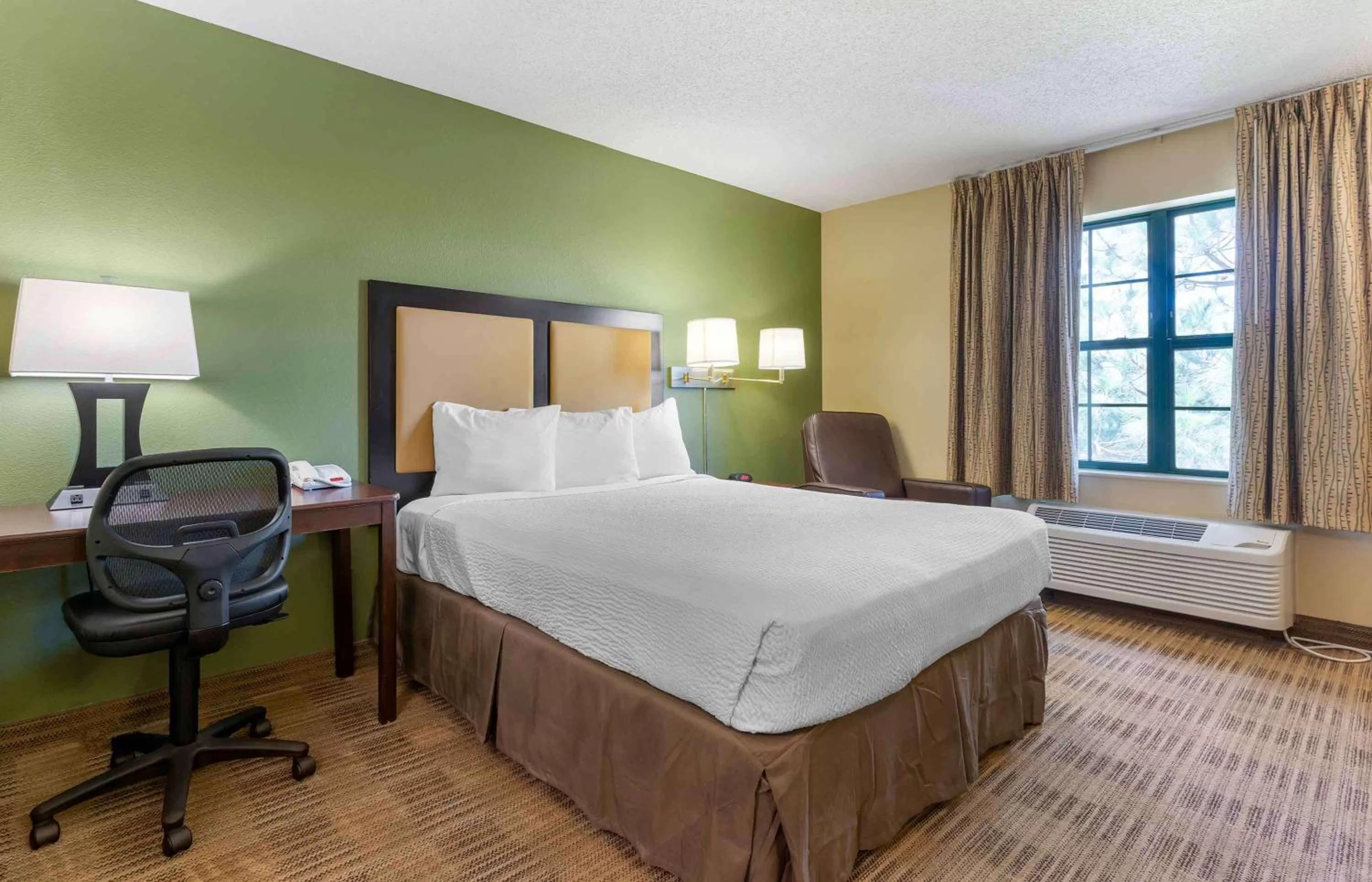 Queen Studio - Non-Smoking in Extended Stay America Suites - Livermore - Airway Blvd