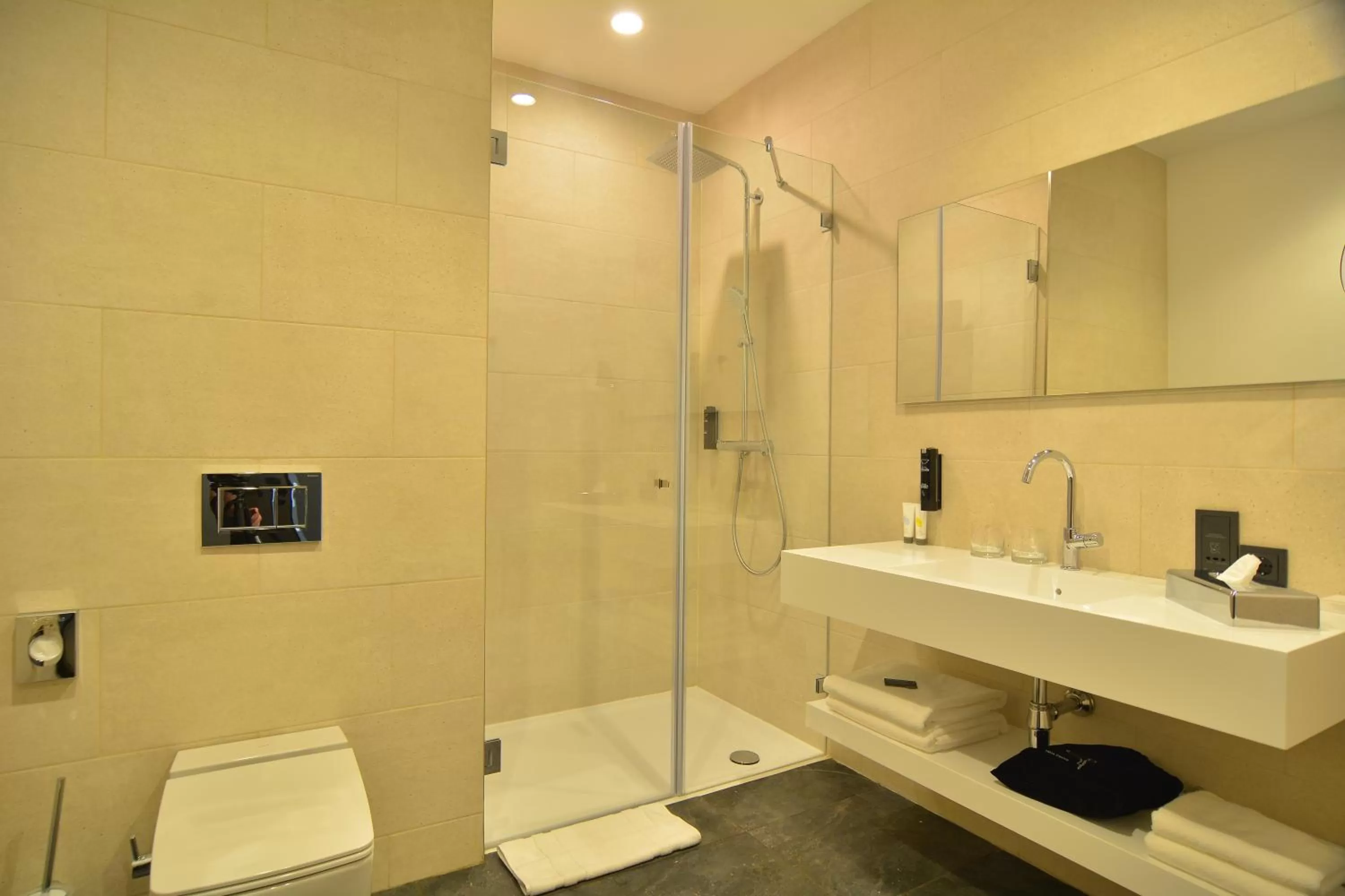 Longstay Room in mk hotel tirana