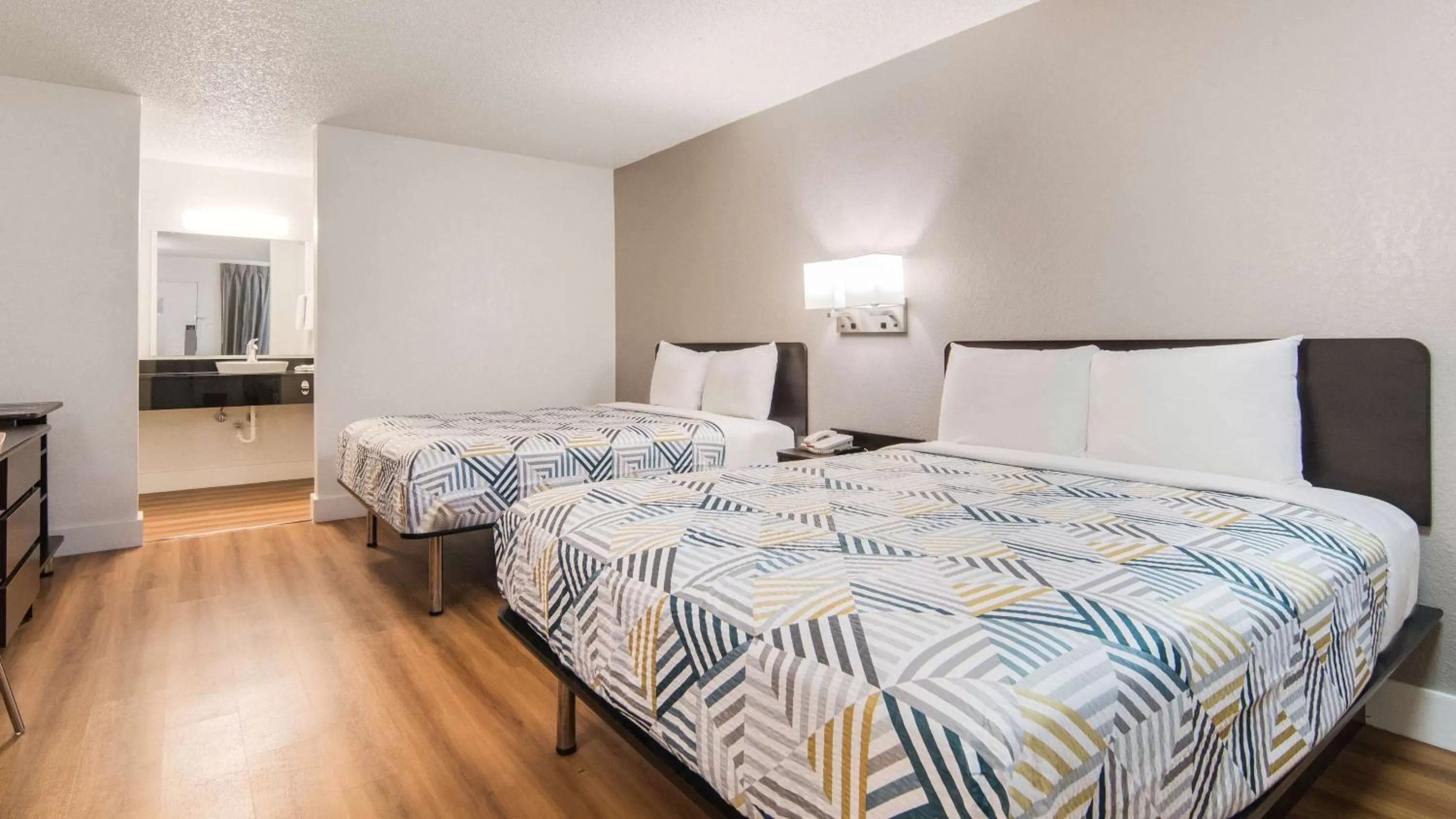 Queen Room with Two Queen Beds - single occupancy - Smoking in Motel 6-Addison, TX - Dallas