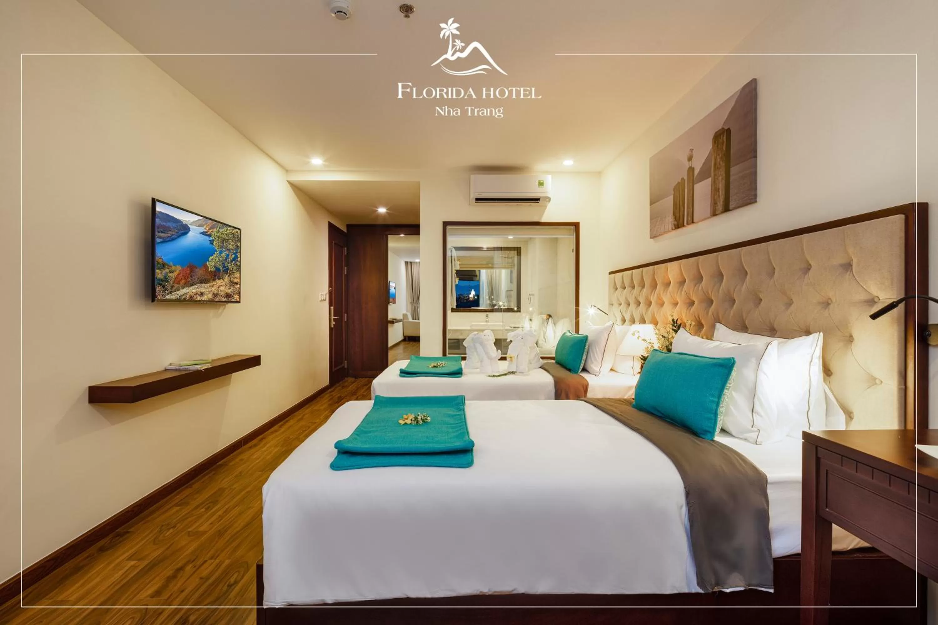 Deluxe Double or Twin Room with City View in Florida Nha Trang Hotel