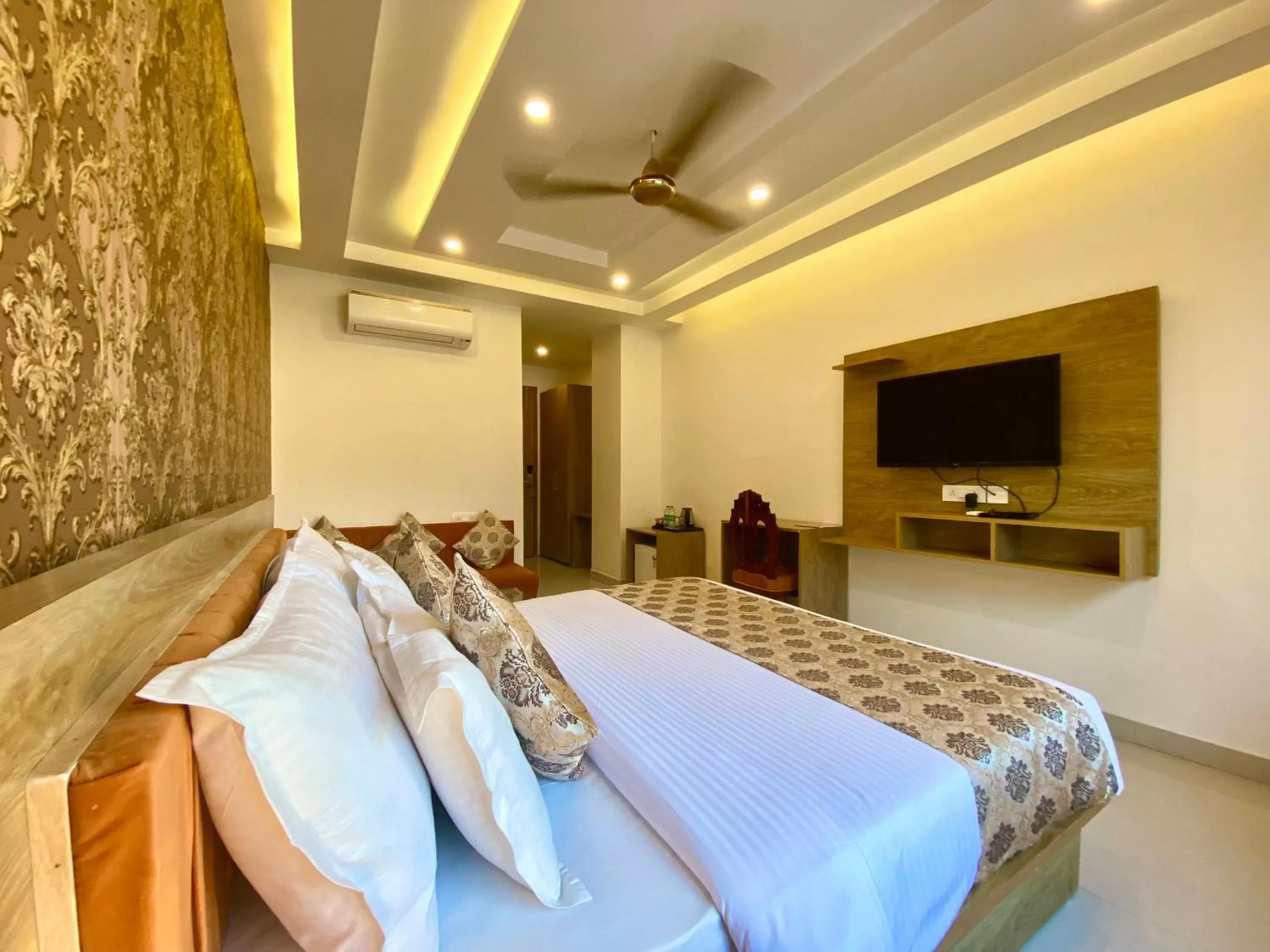 Superior King Room in Arogyadham Wellness Retreat