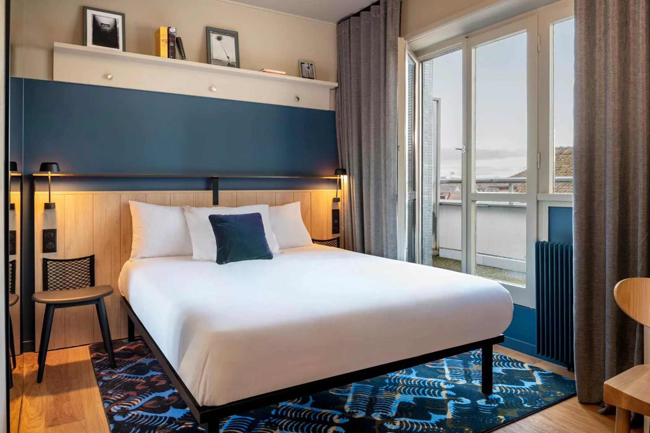 Deluxe Double Room with Balcony in Hotel Kaijoo by HappyCulture