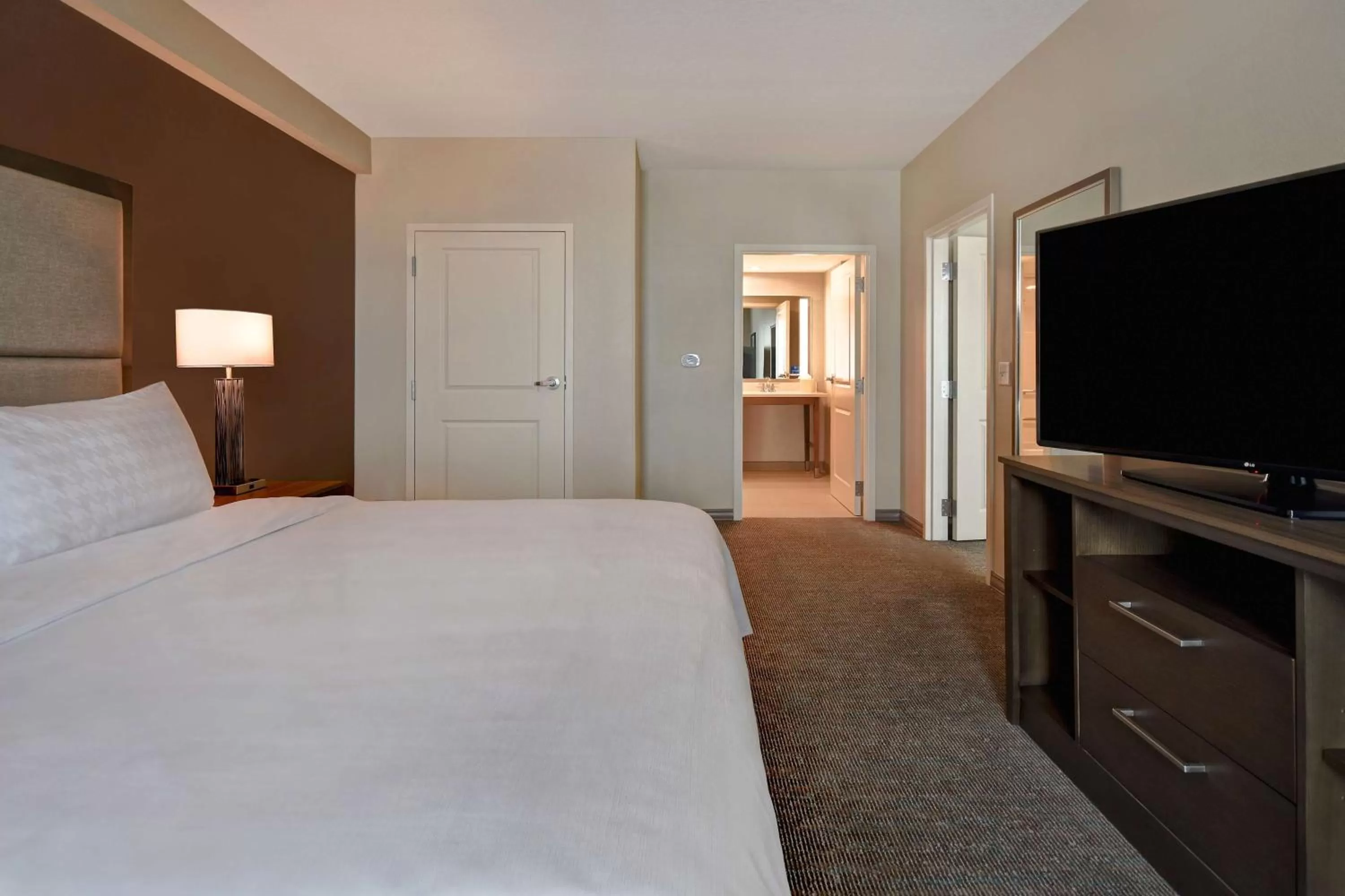One-Bedroom King Suite - Non-Smoking in Homewood Suites By Hilton Orlando Flamingo Crossings, Fl