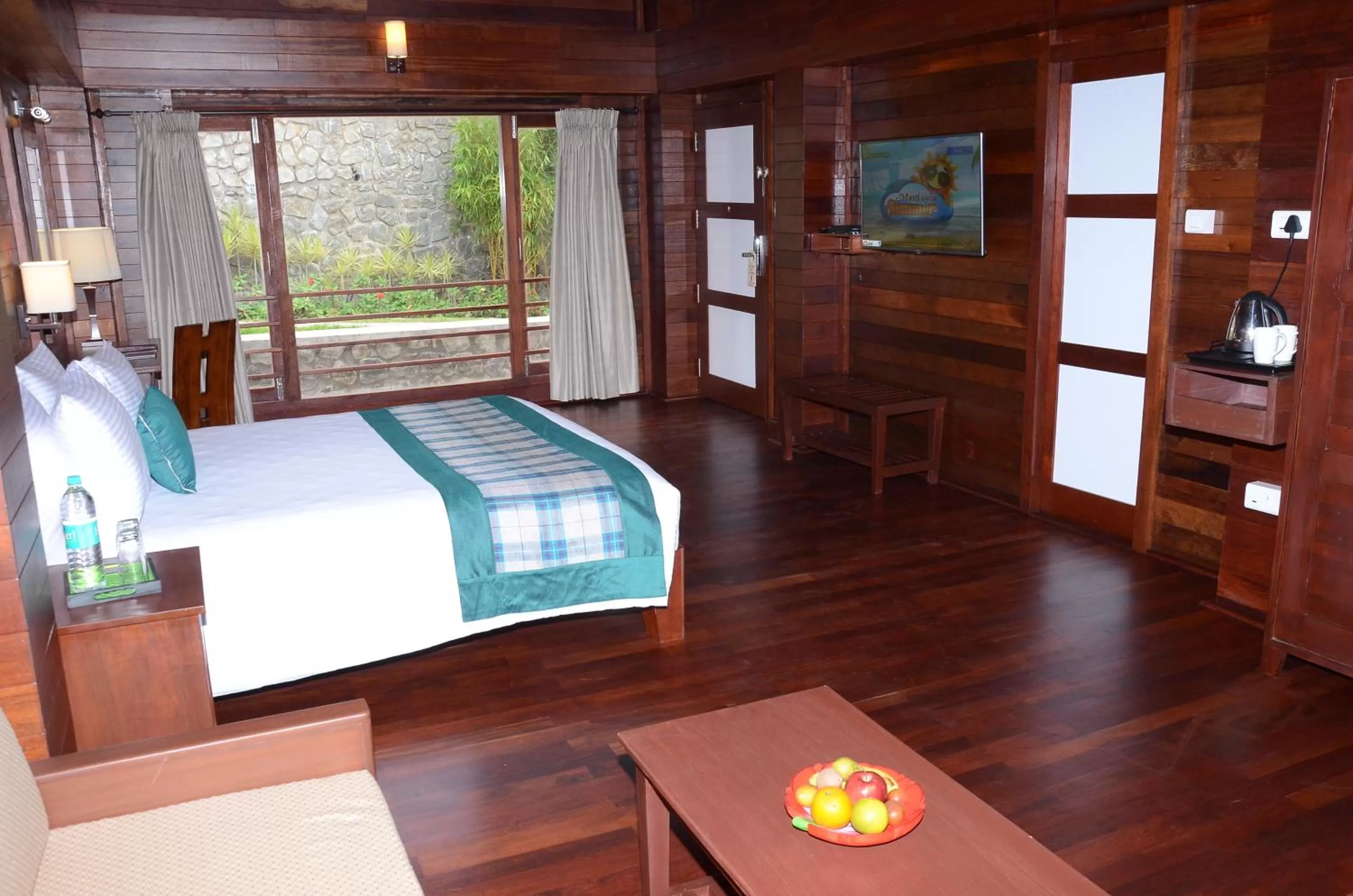 Timber Chalet with Balcony in GReaT Trails Kodaikanal by GRT Hotels
