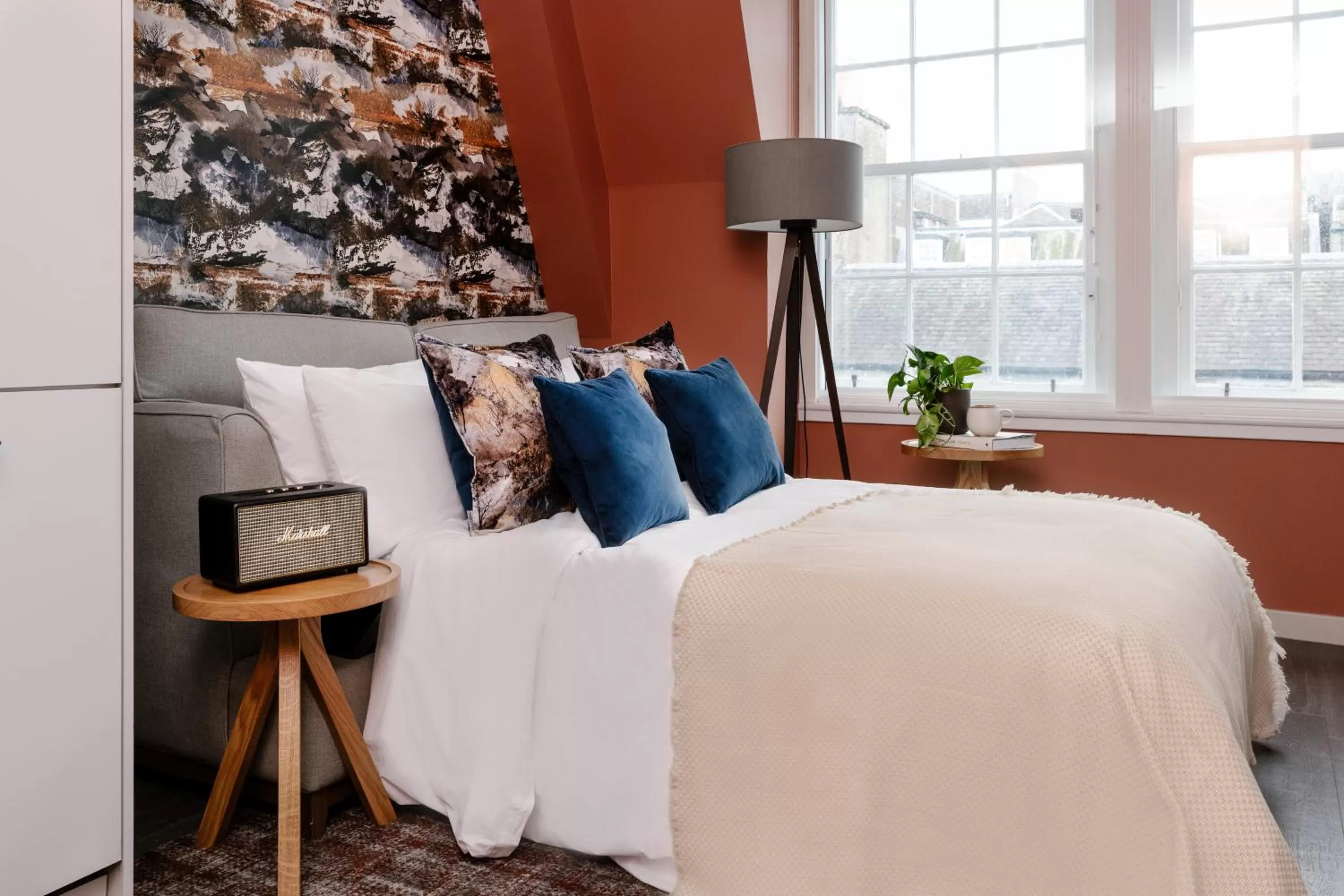 One-Bedroom Apartment with Sofa Bed in Native Edinburgh