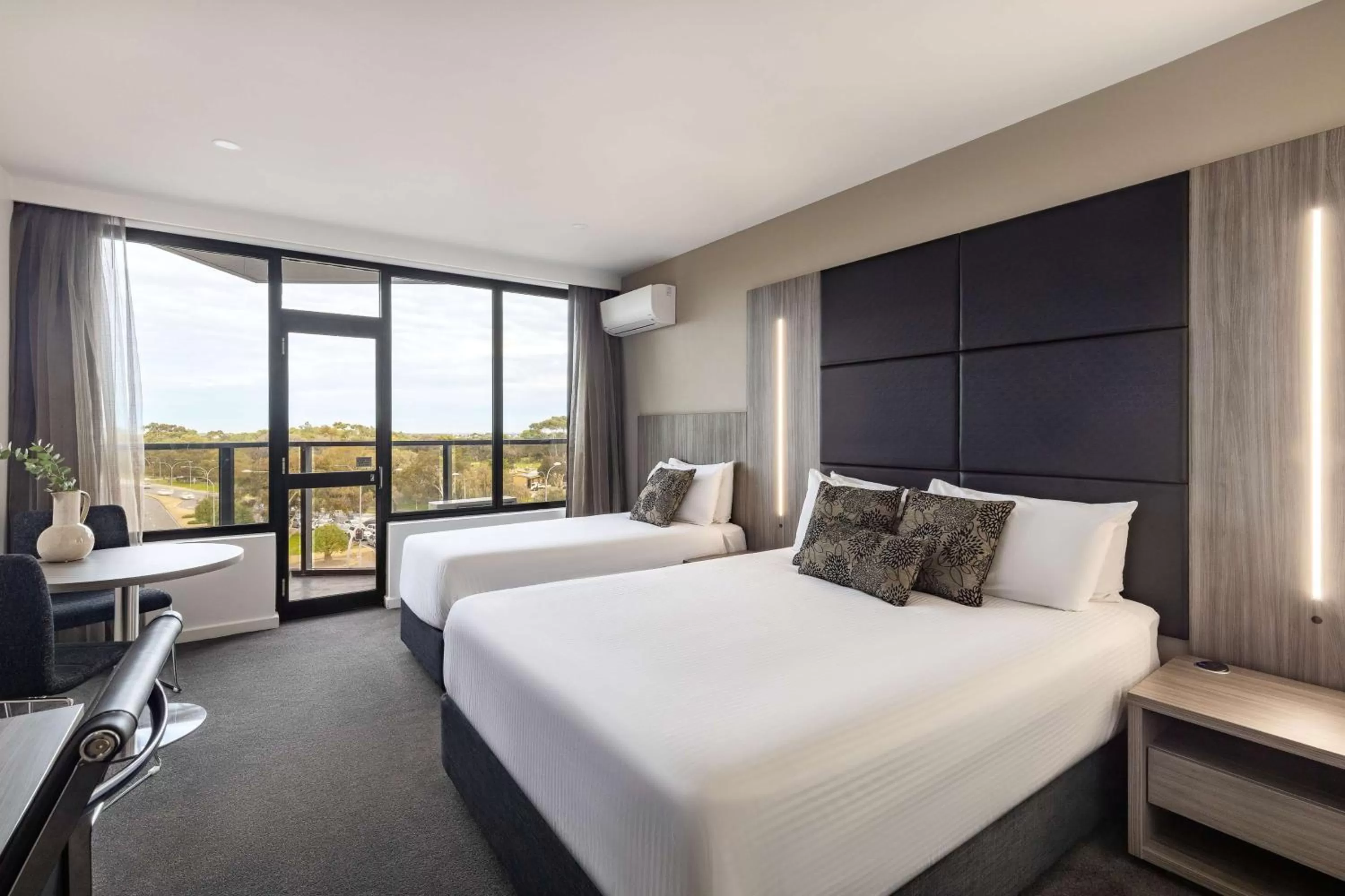 Standard Twin Room in Rydges South Park Adelaide