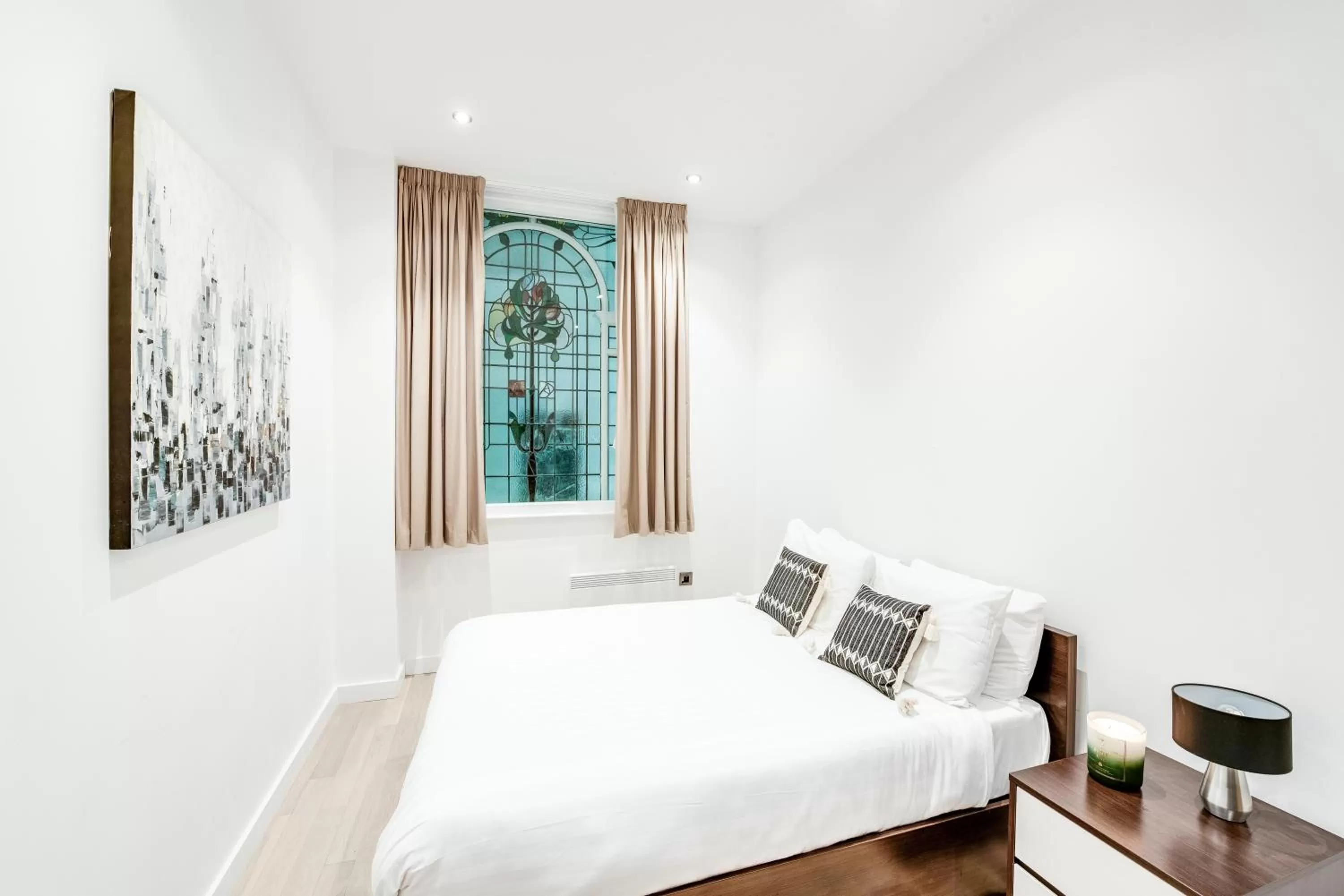 Three-Bedroom Apartment in Terlon Apartments