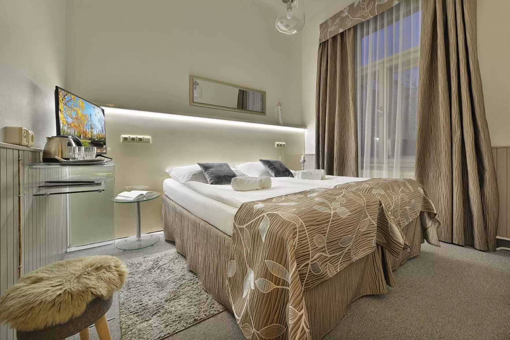 Double or Twin Room in Anette Hotel