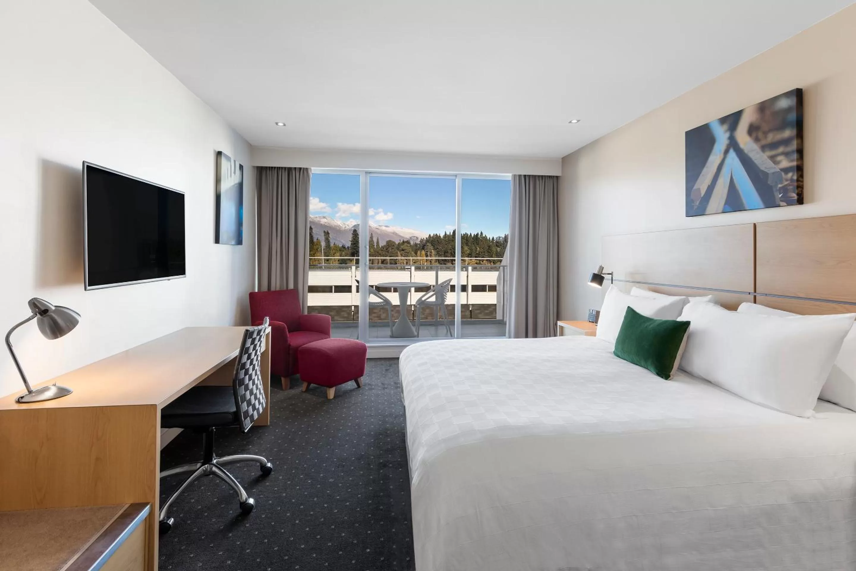 Standard King Room with Balcony and Mountain View in Crowne Plaza Queenstown by IHG