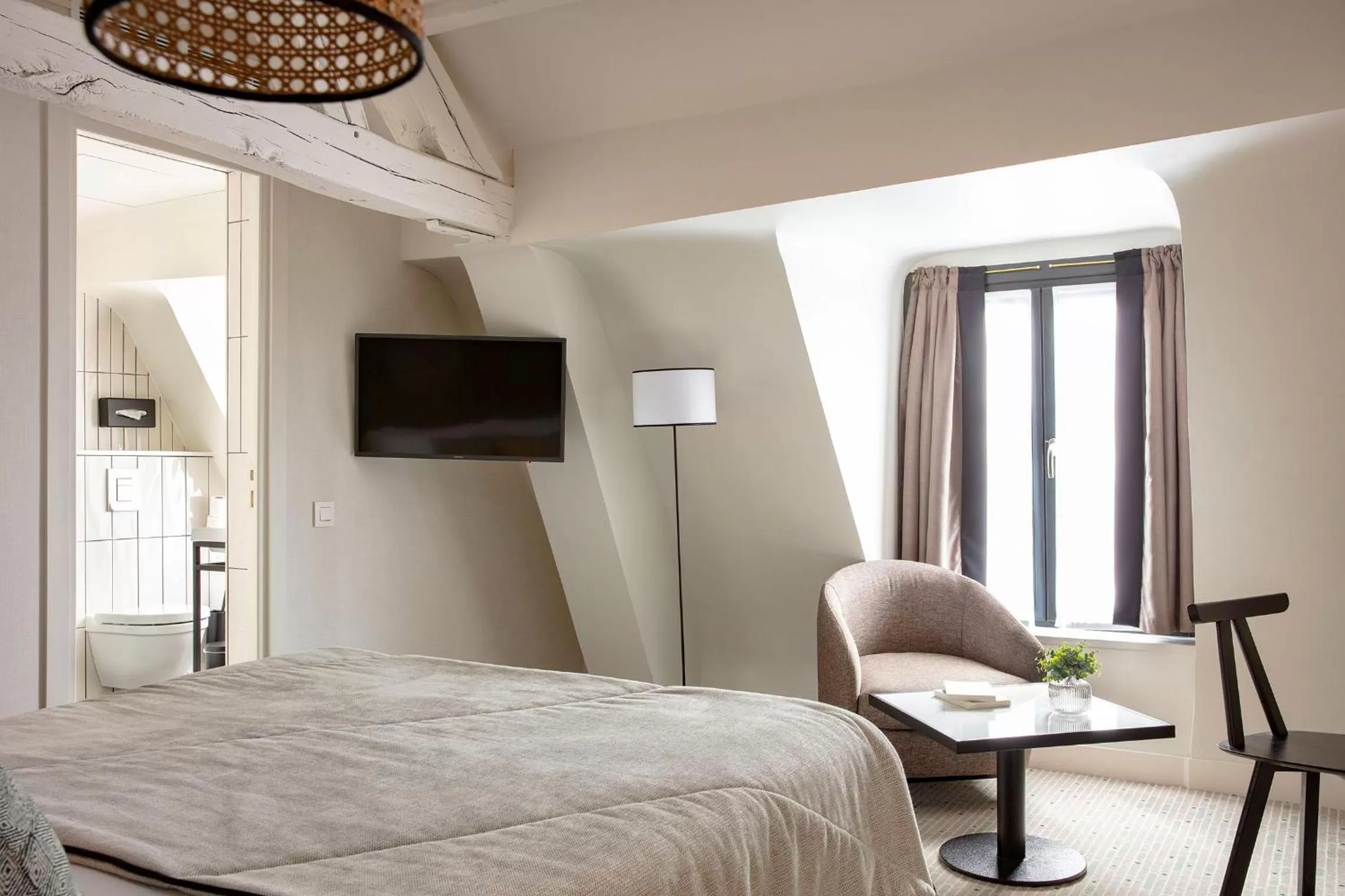 Deluxe Double or Twin Room in Hotel Bastille Speria