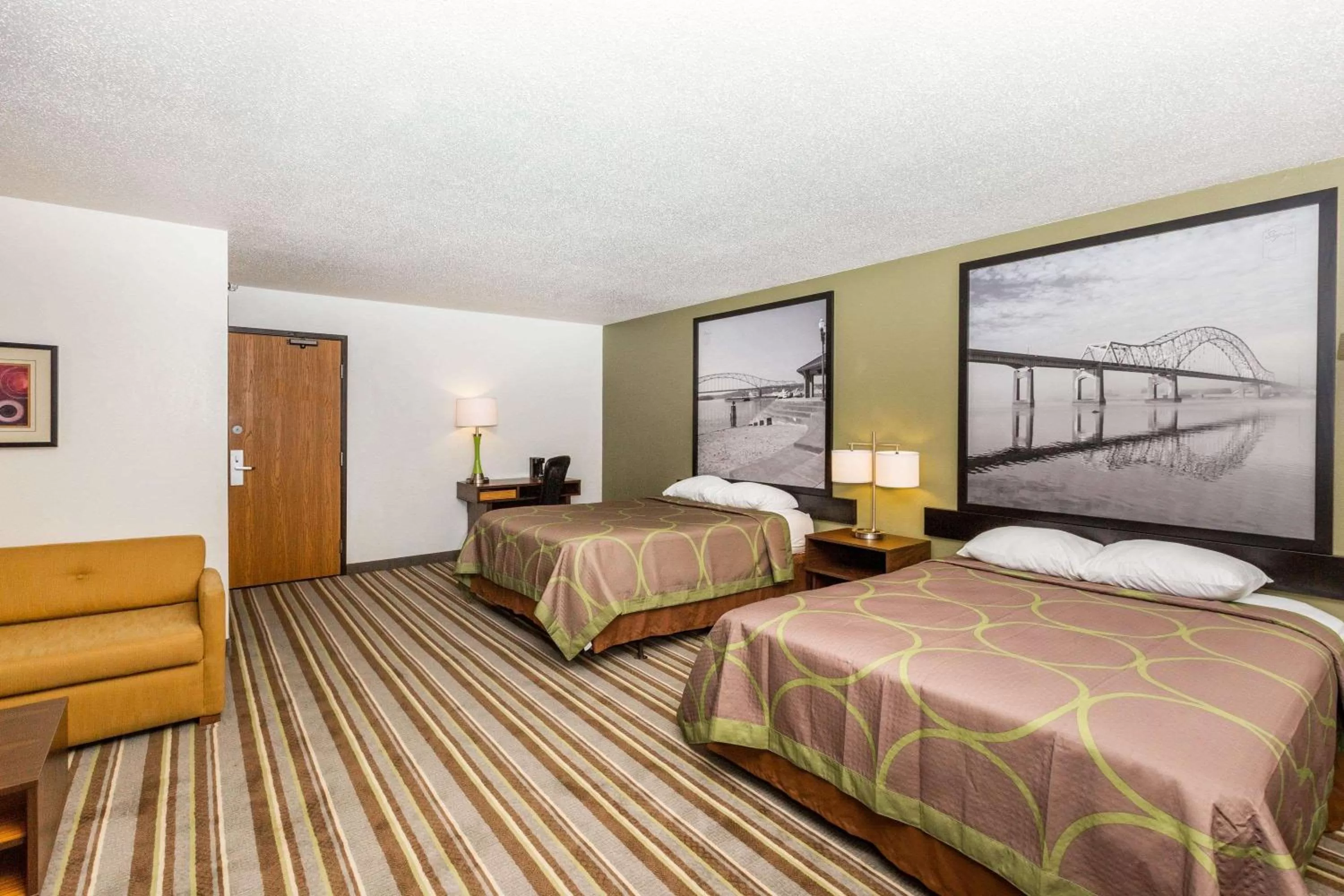 Studio Suite with Two Queen Beds - Non-Smoking in Super 8 by Wyndham Storm Lake