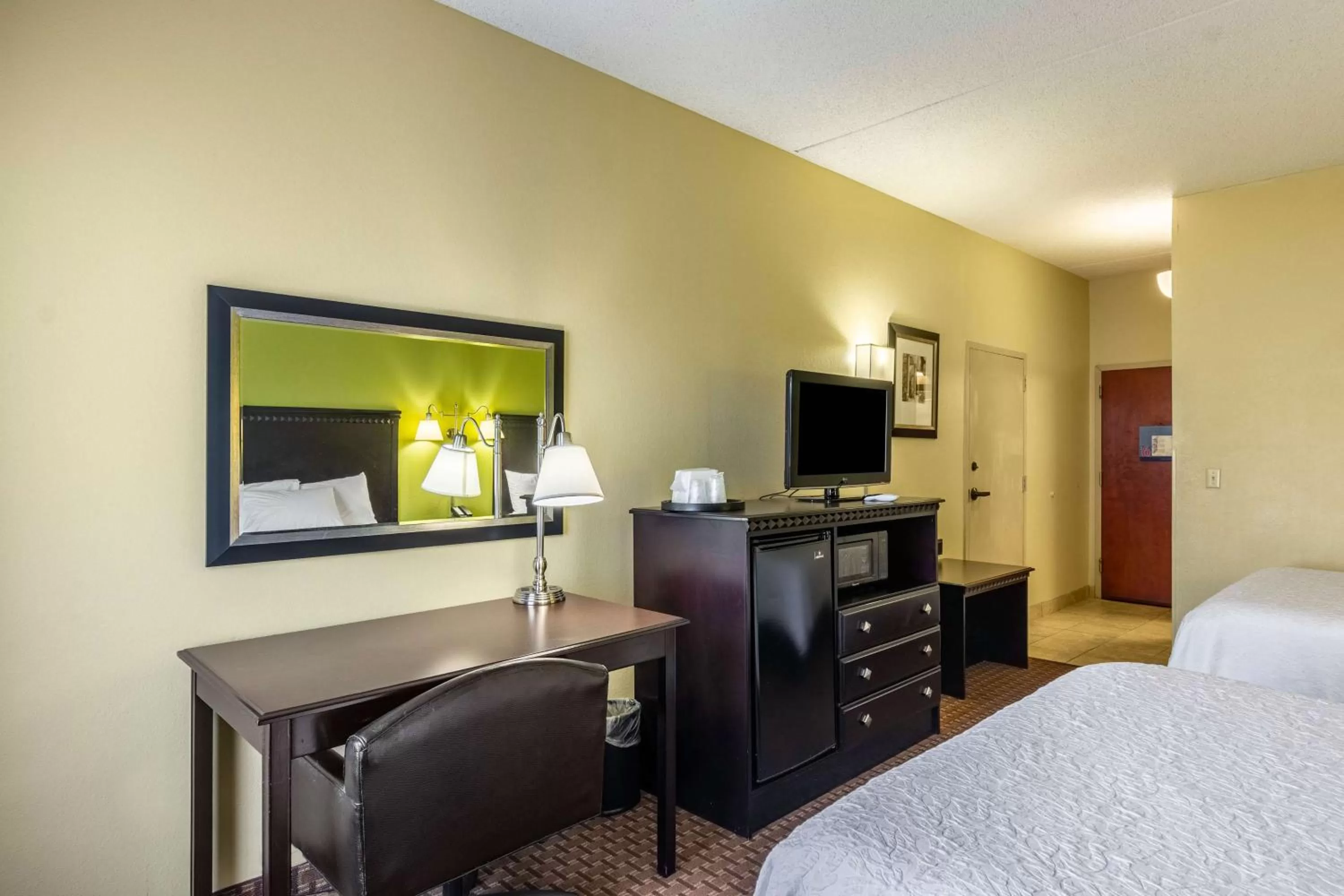 Queen Room with Two Queen Beds - Smoking in Motel 6-Conway, AR