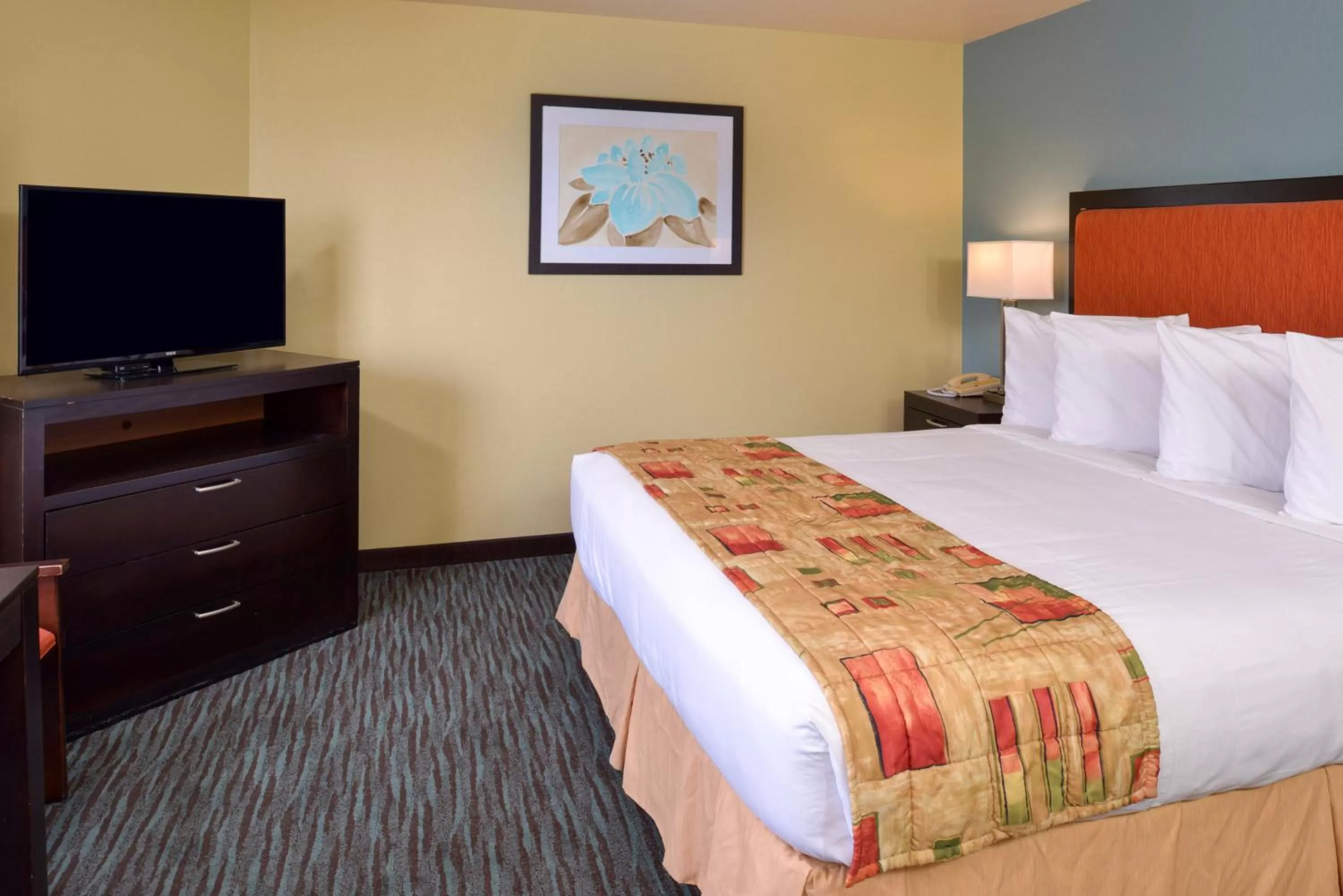 King Room with Ocean View in Bay View Inn - Morro Bay