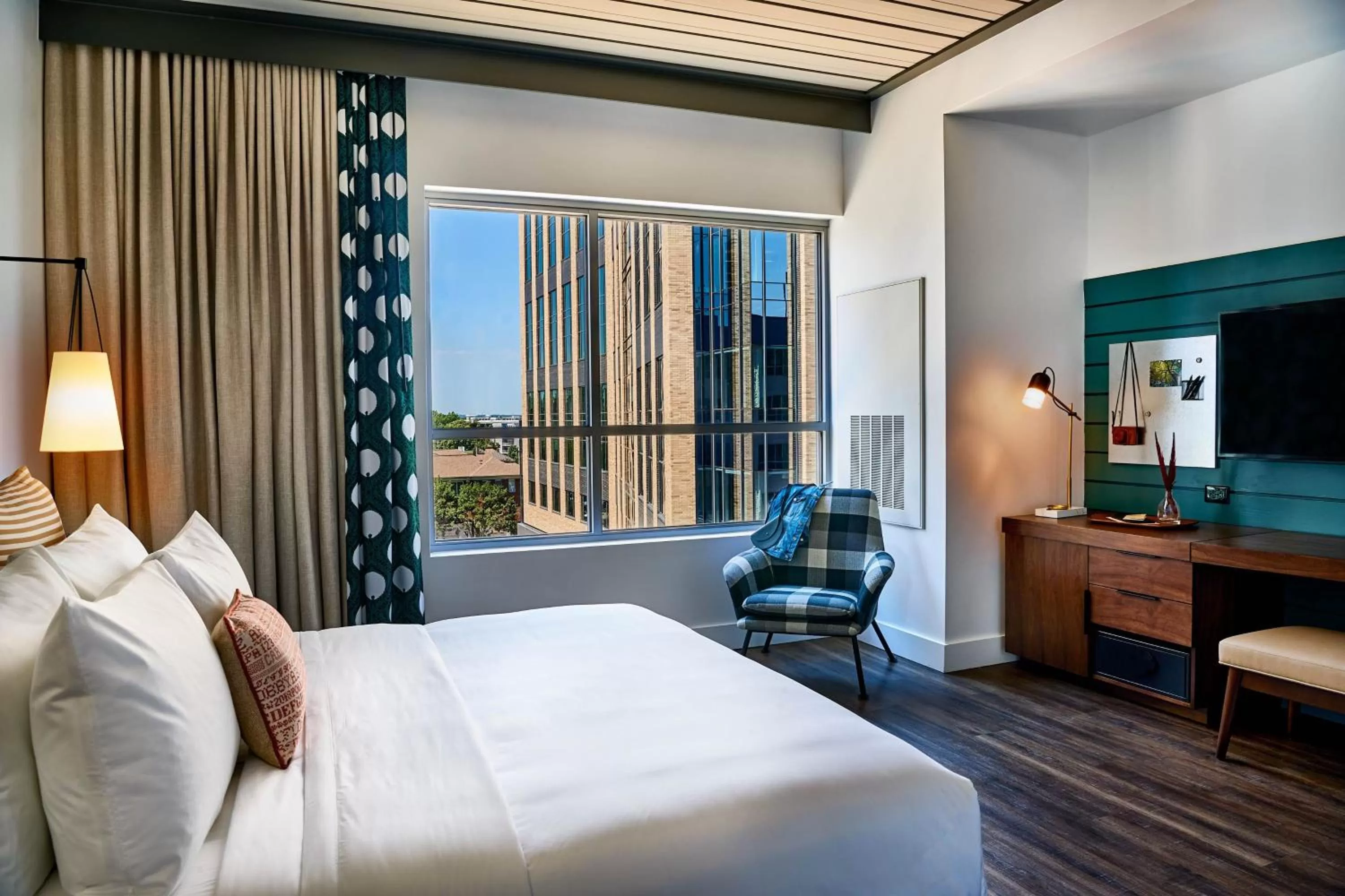 Corner King Room in The Casso, Raleigh, a Tribute Portfolio Hotel