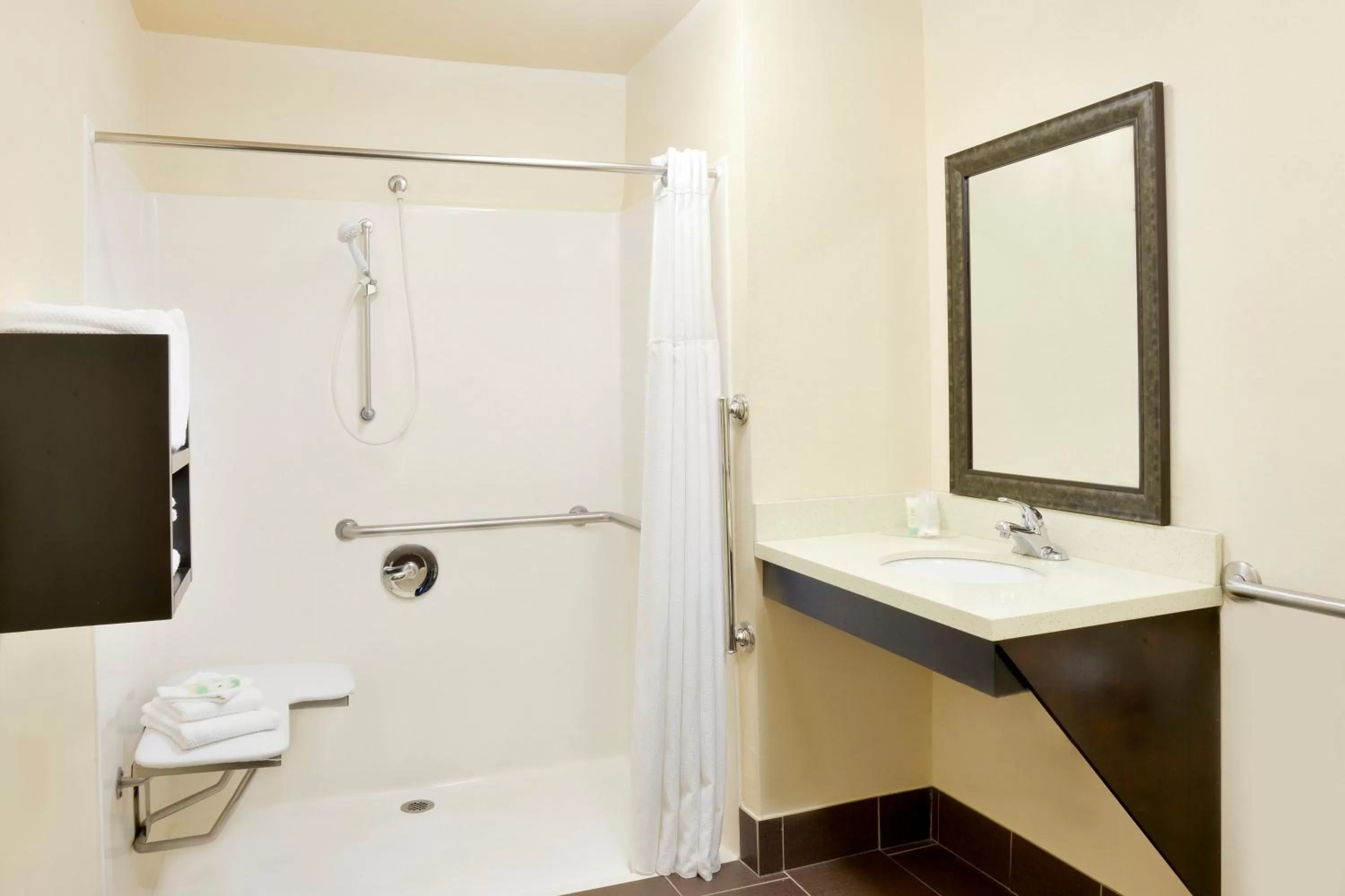 Queen Suite with Roll in Shower- Disability Access/Non-Smoking in Staybridge Suites Myrtle Beach-Fantasy Harbour by IHG