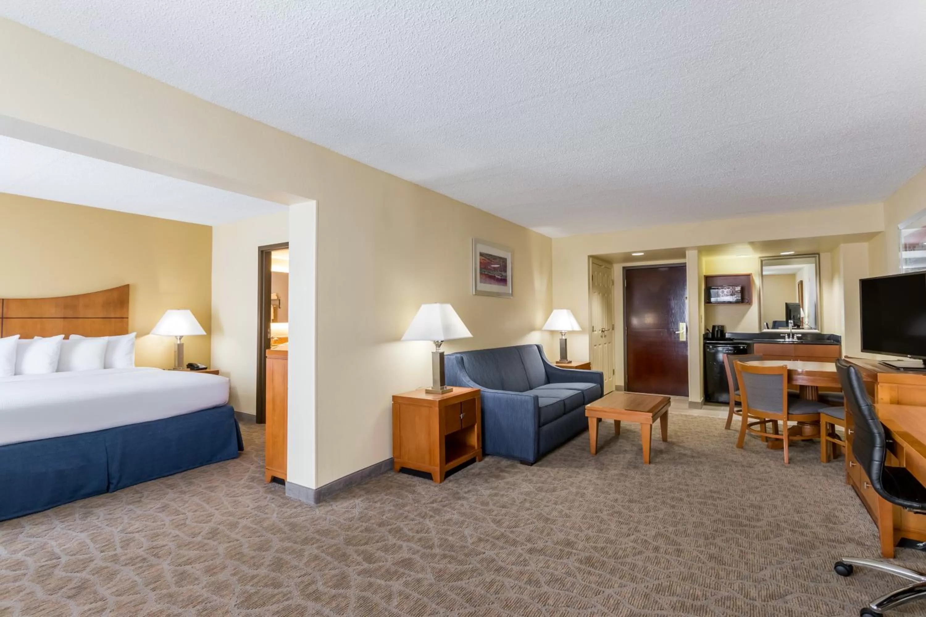 King Studio Suite with Sofa Bed - Non-Smoking in Wingate by Wyndham, Universal Studios - Free Theme Park Shuttle