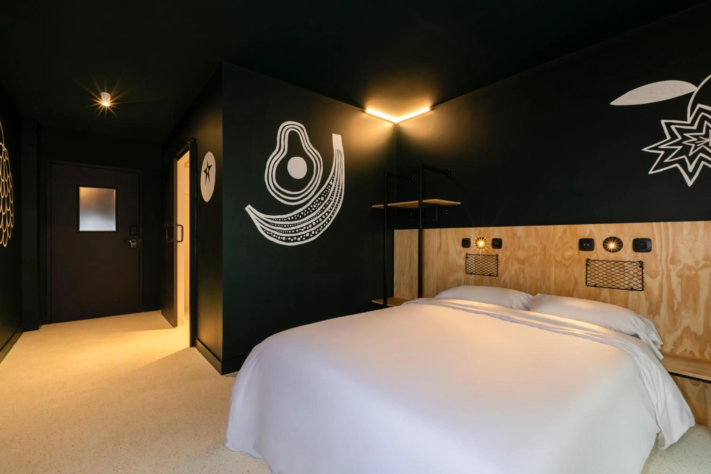 Double Room with Private Bathroom in JO&JOE Paris - Nation