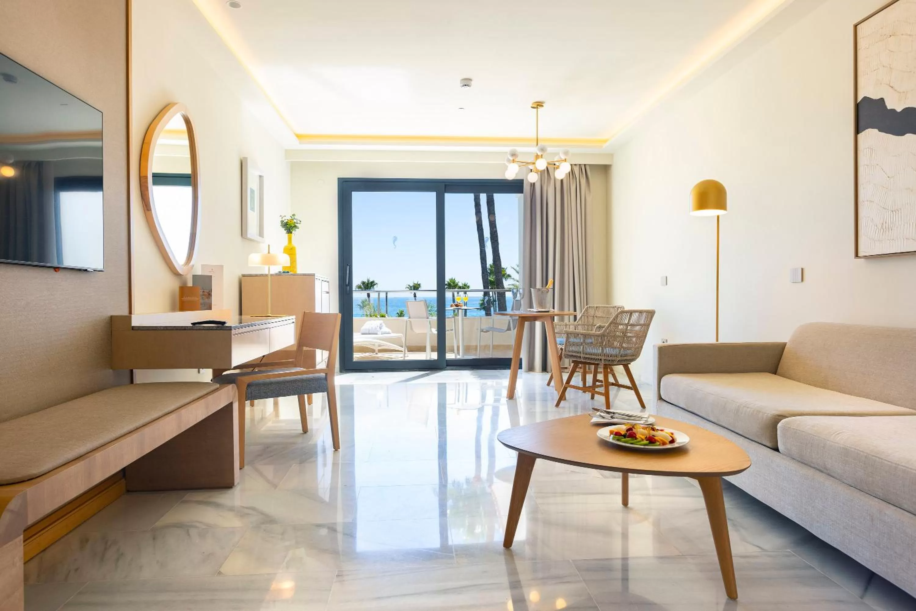 Senior Suite in Hipotels Barrosa Palace & Spa