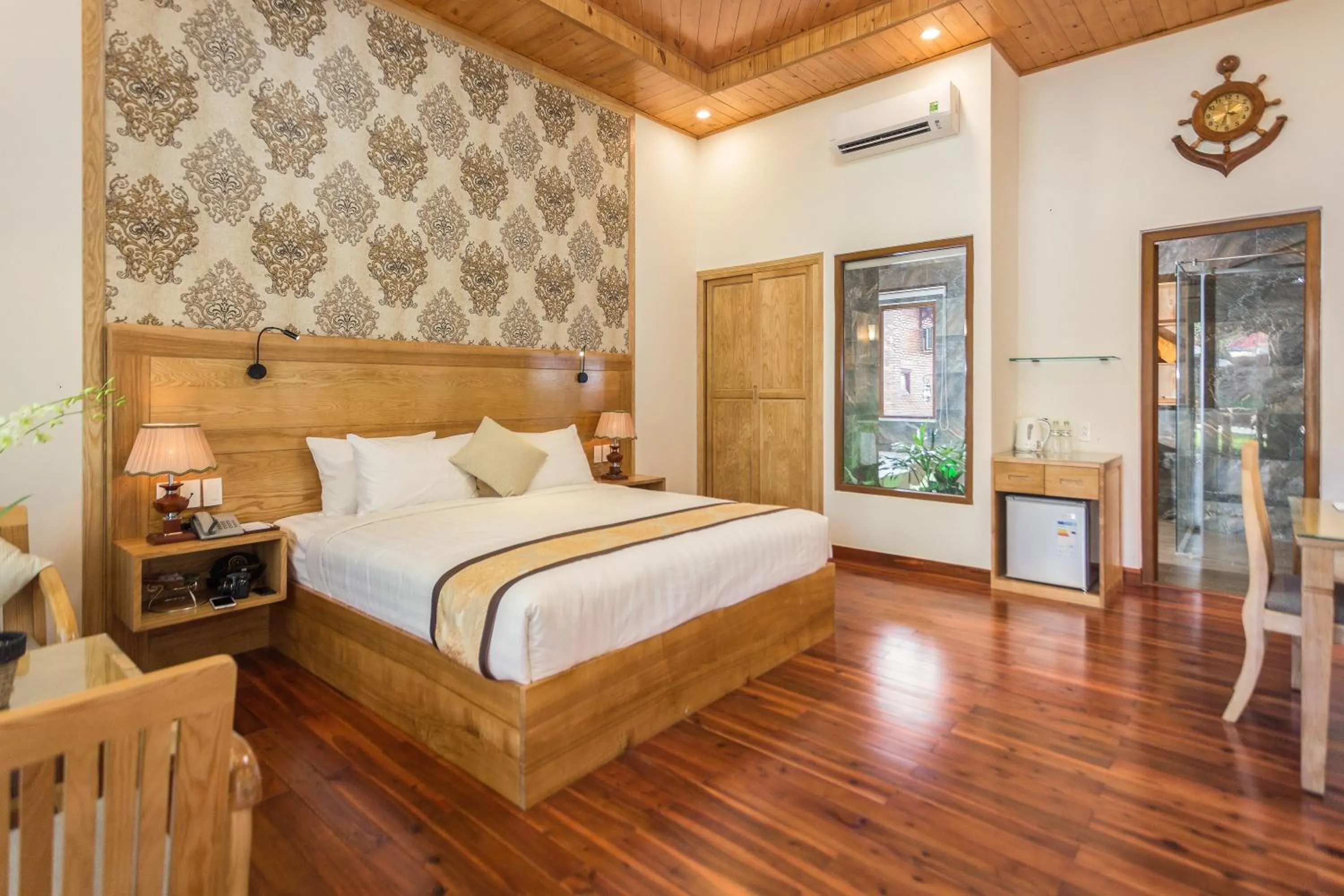 Deluxe Bungalow with Pool View in Gold Coast Phu Quoc Beach Resort