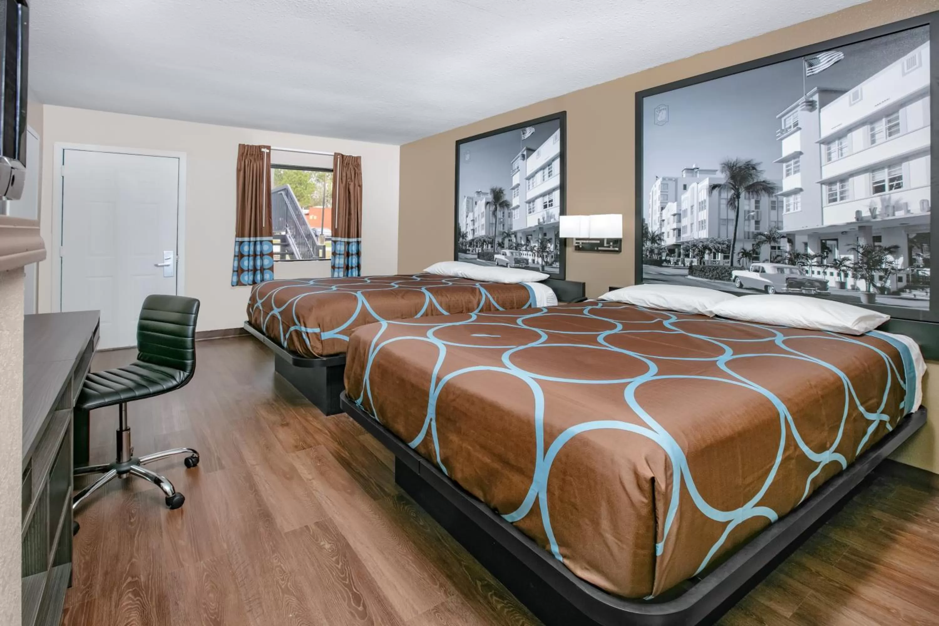 Queen Room with Two Queen Beds, Mobility/Hearing Access and Bathtub with Grab Bars, Non-Smoking in Super 8 by Wyndham Moss Point