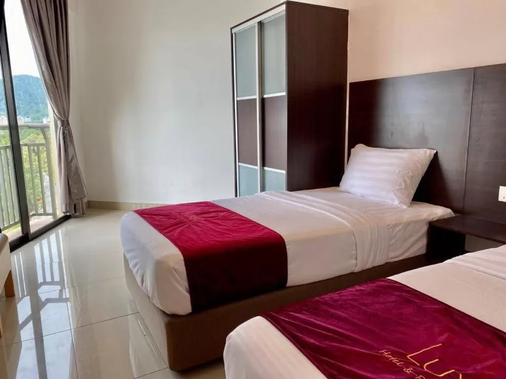 Family Room with Sea View in Marina Heights Hotel Residences